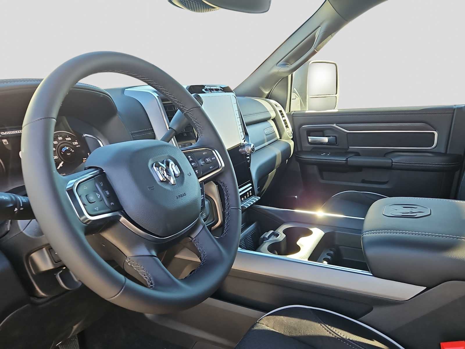 2026 RAM Ram 3500 RAM 3500 LARAMIE CREW CAB 4X4 8' BOX