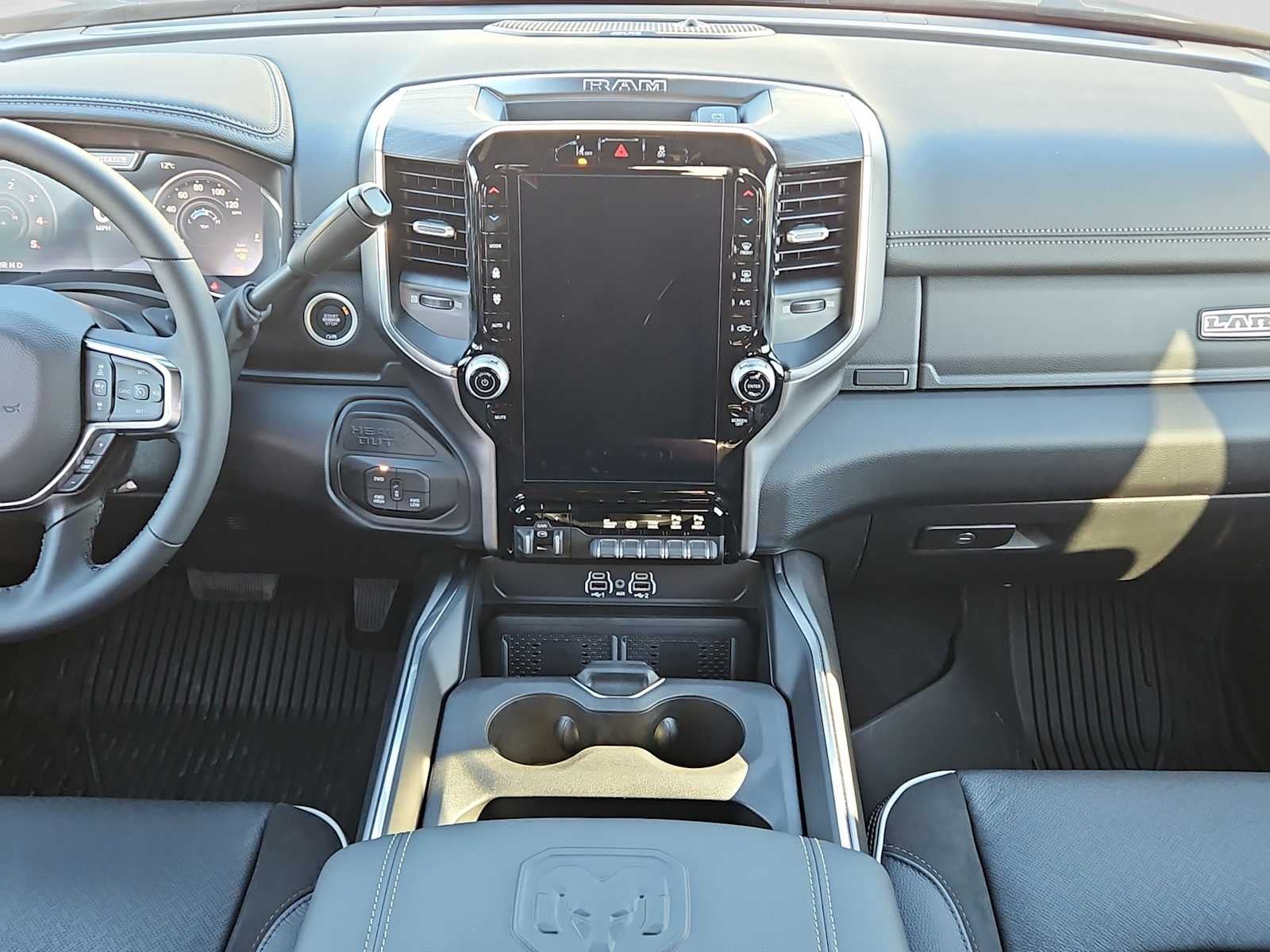 2026 RAM Ram 3500 RAM 3500 LARAMIE CREW CAB 4X4 8' BOX