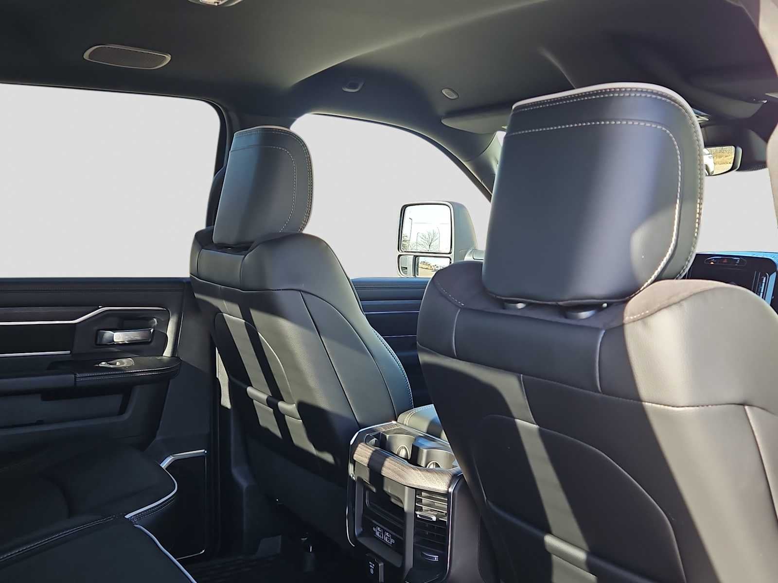 2026 RAM Ram 3500 RAM 3500 LARAMIE CREW CAB 4X4 8' BOX