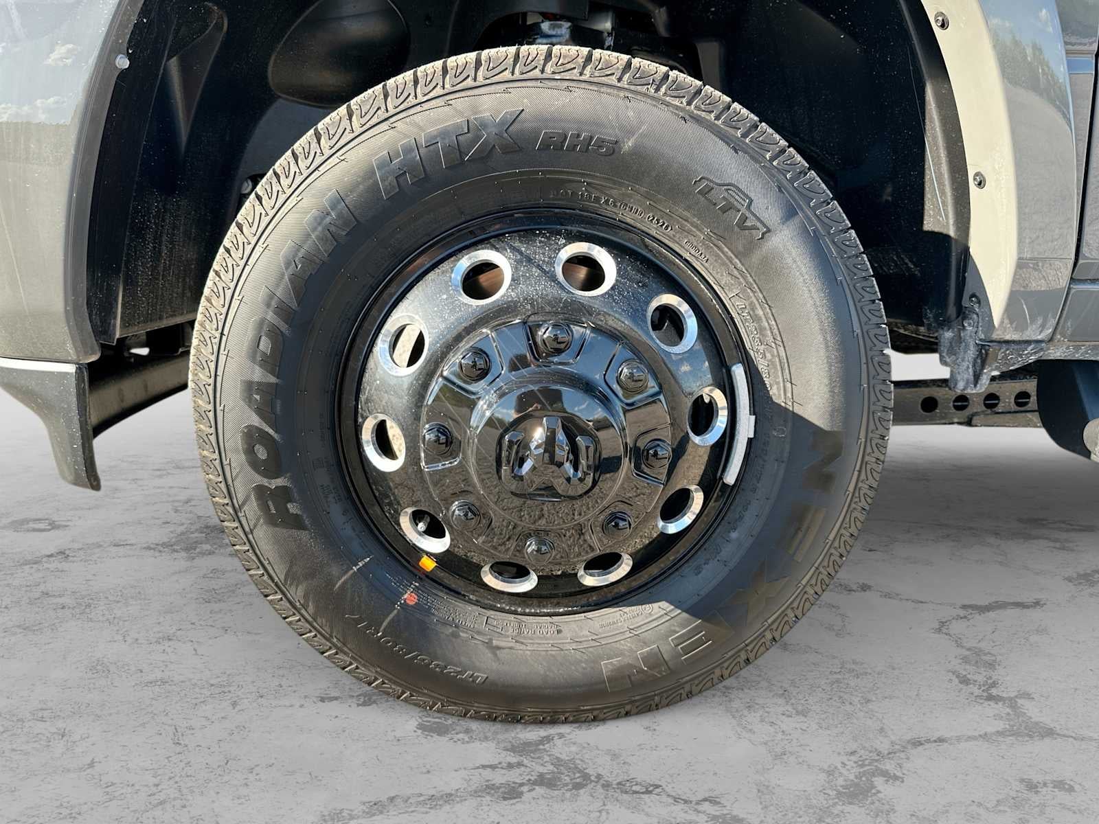 2027 RAM 3500 RAM 3500 LARAMIE CREW CAB 4X4 8' BOX