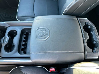 2027 RAM 3500 RAM 3500 LARAMIE CREW CAB 4X4 8' BOX