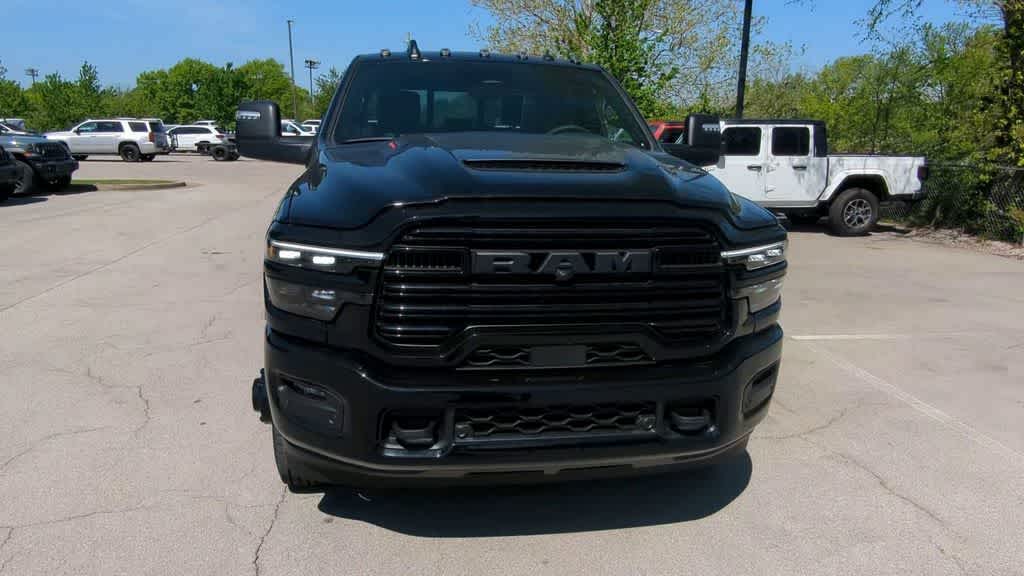 2026 RAM 3500 RAM 3500 LARAMIE CREW CAB 4X4 8' BOX