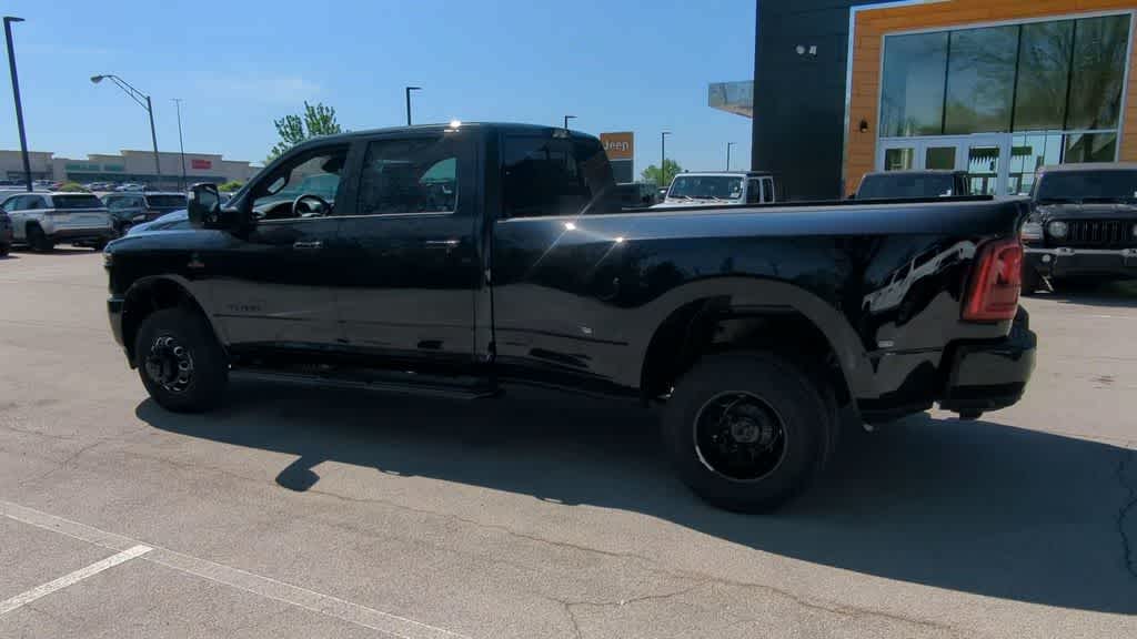 2026 RAM 3500 RAM 3500 LARAMIE CREW CAB 4X4 8' BOX