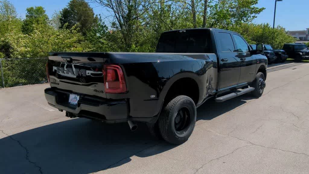 2026 RAM 3500 RAM 3500 LARAMIE CREW CAB 4X4 8' BOX
