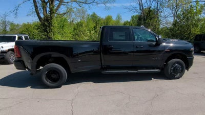 2026 RAM 3500 RAM 3500 LARAMIE CREW CAB 4X4 8' BOX