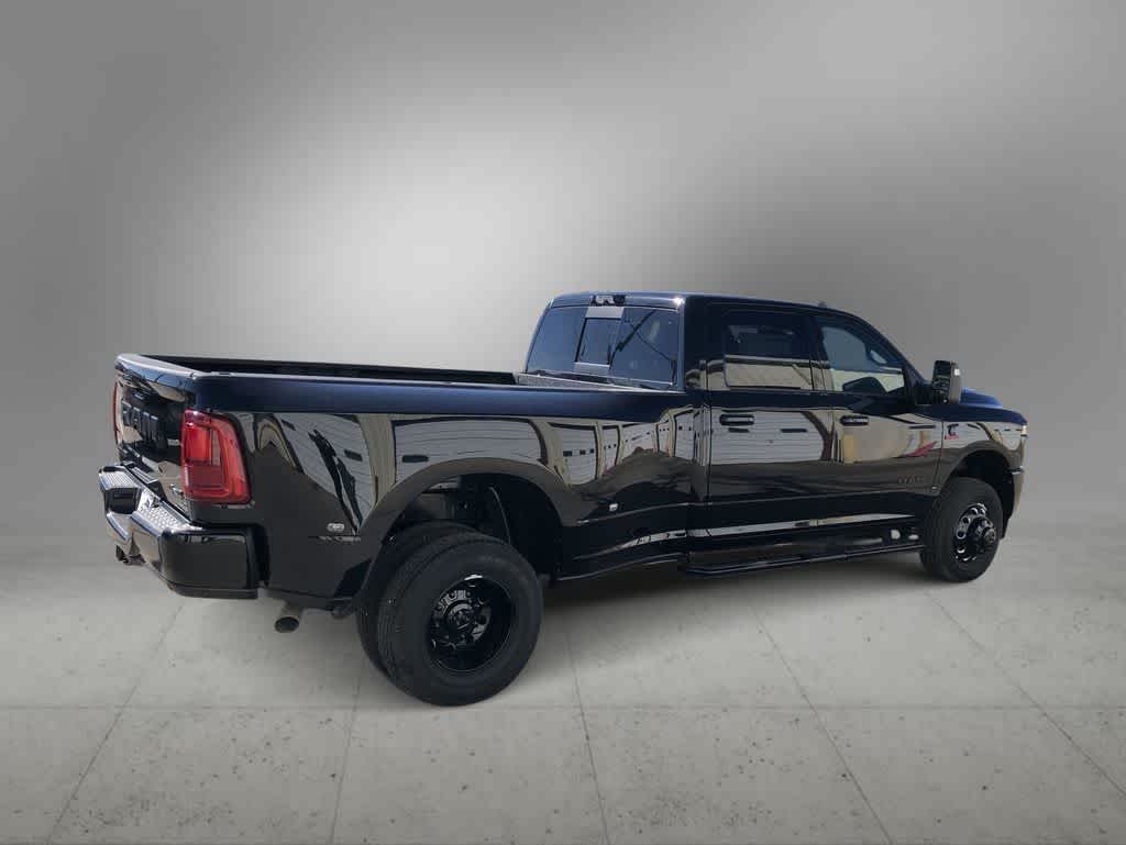 2026 RAM 3500 RAM 3500 LARAMIE CREW CAB 4X4 8' BOX