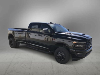 2026 RAM 3500 RAM 3500 LARAMIE CREW CAB 4X4 8' BOX