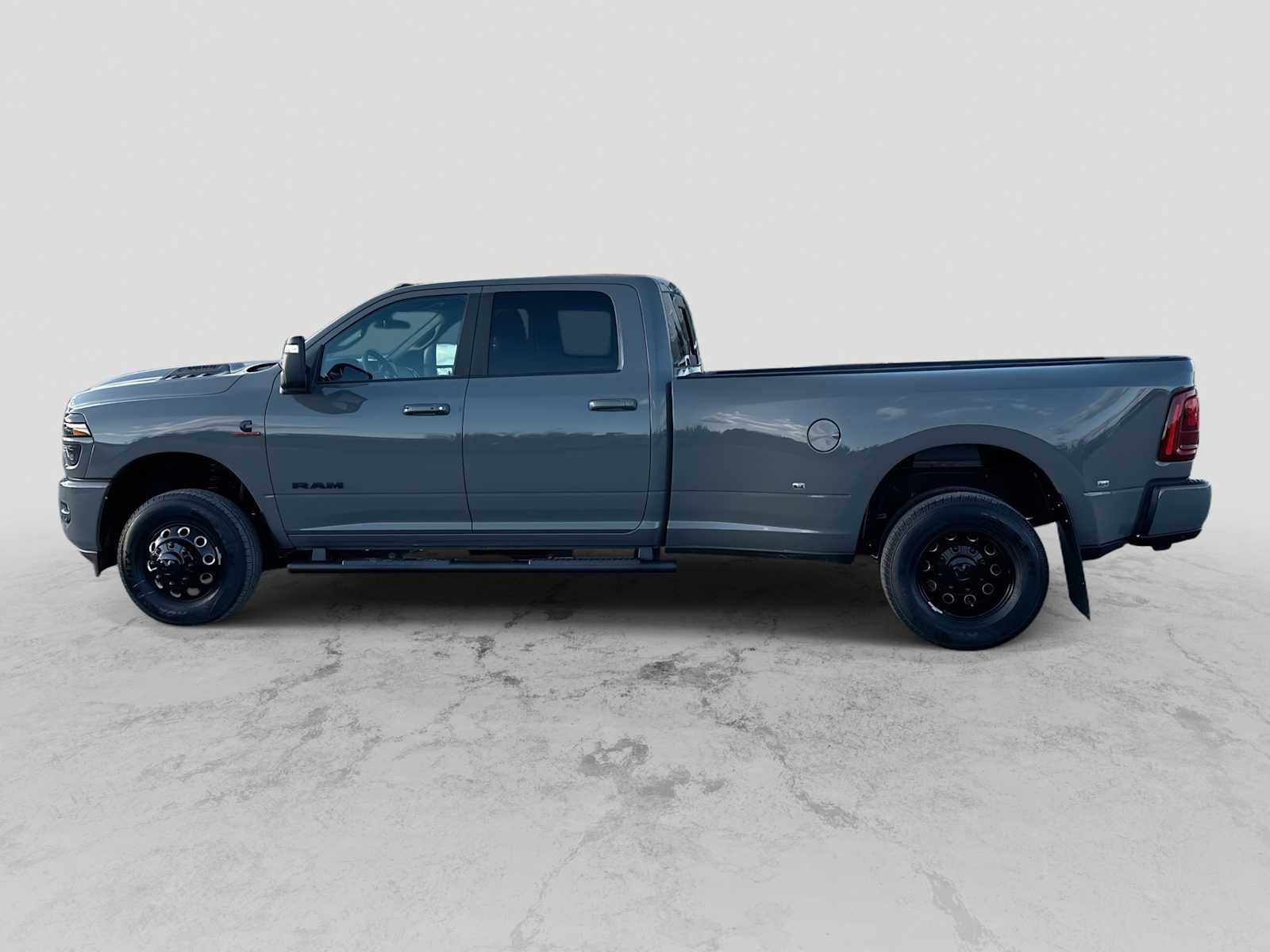 2026 RAM 3500 RAM 3500 LARAMIE CREW CAB 4X4 8' BOX