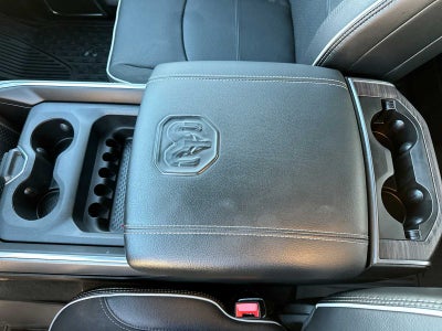 2026 RAM 3500 RAM 3500 LARAMIE CREW CAB 4X4 8' BOX
