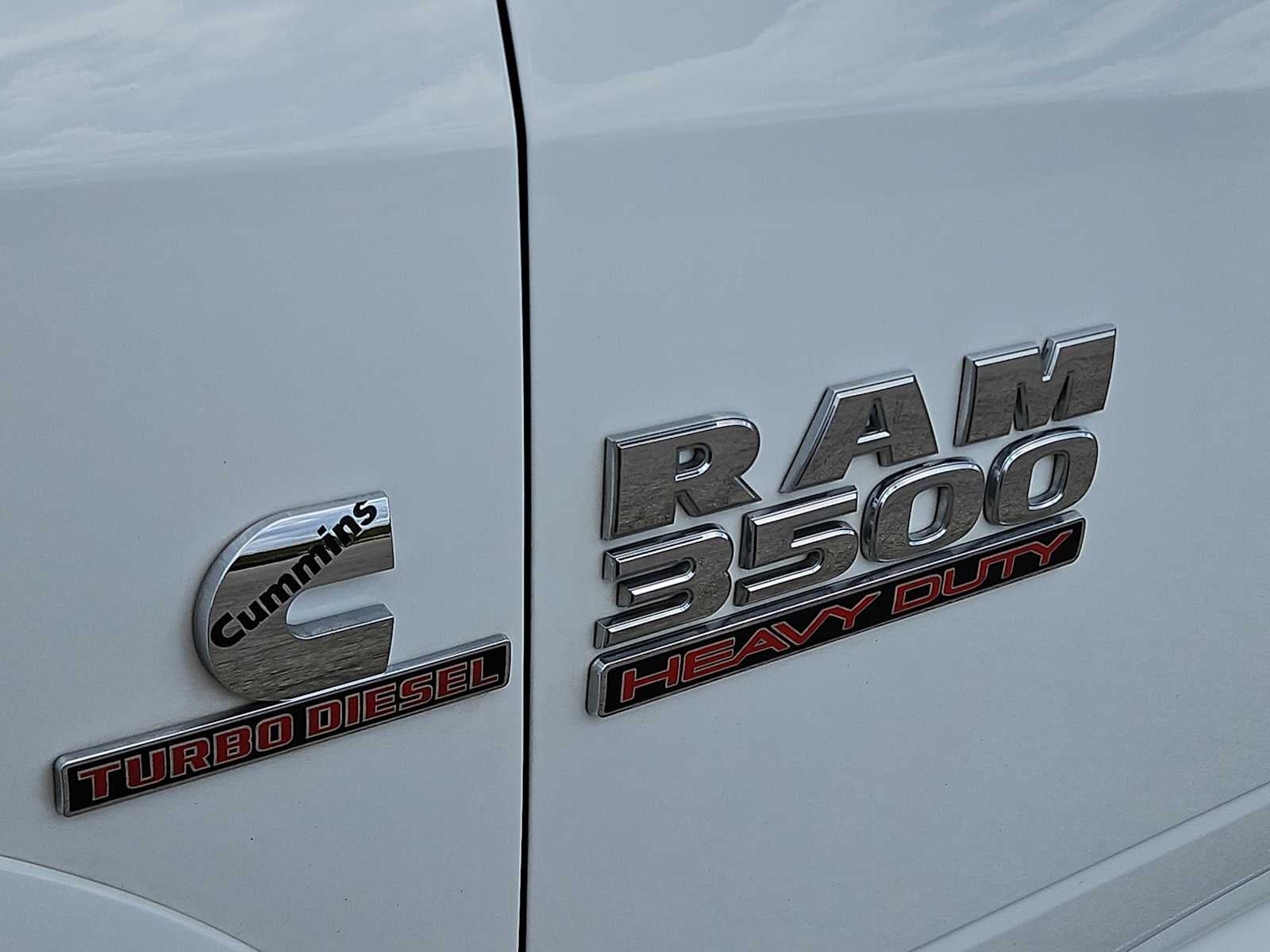 2018 RAM 3500 Laramie Mega Cab 4x4 6'4' Box