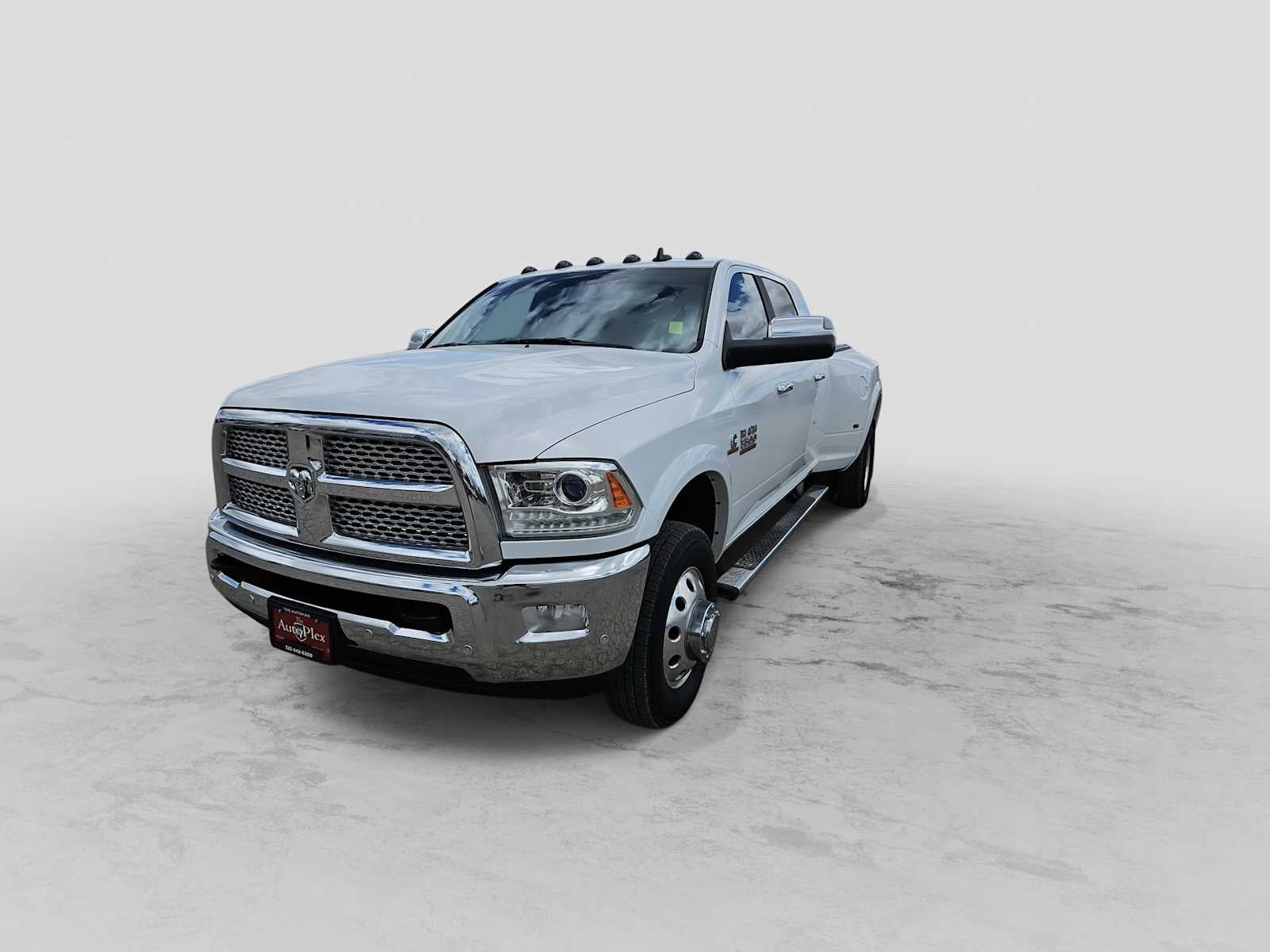 2018 RAM 3500 Laramie Mega Cab 4x4 6'4' Box