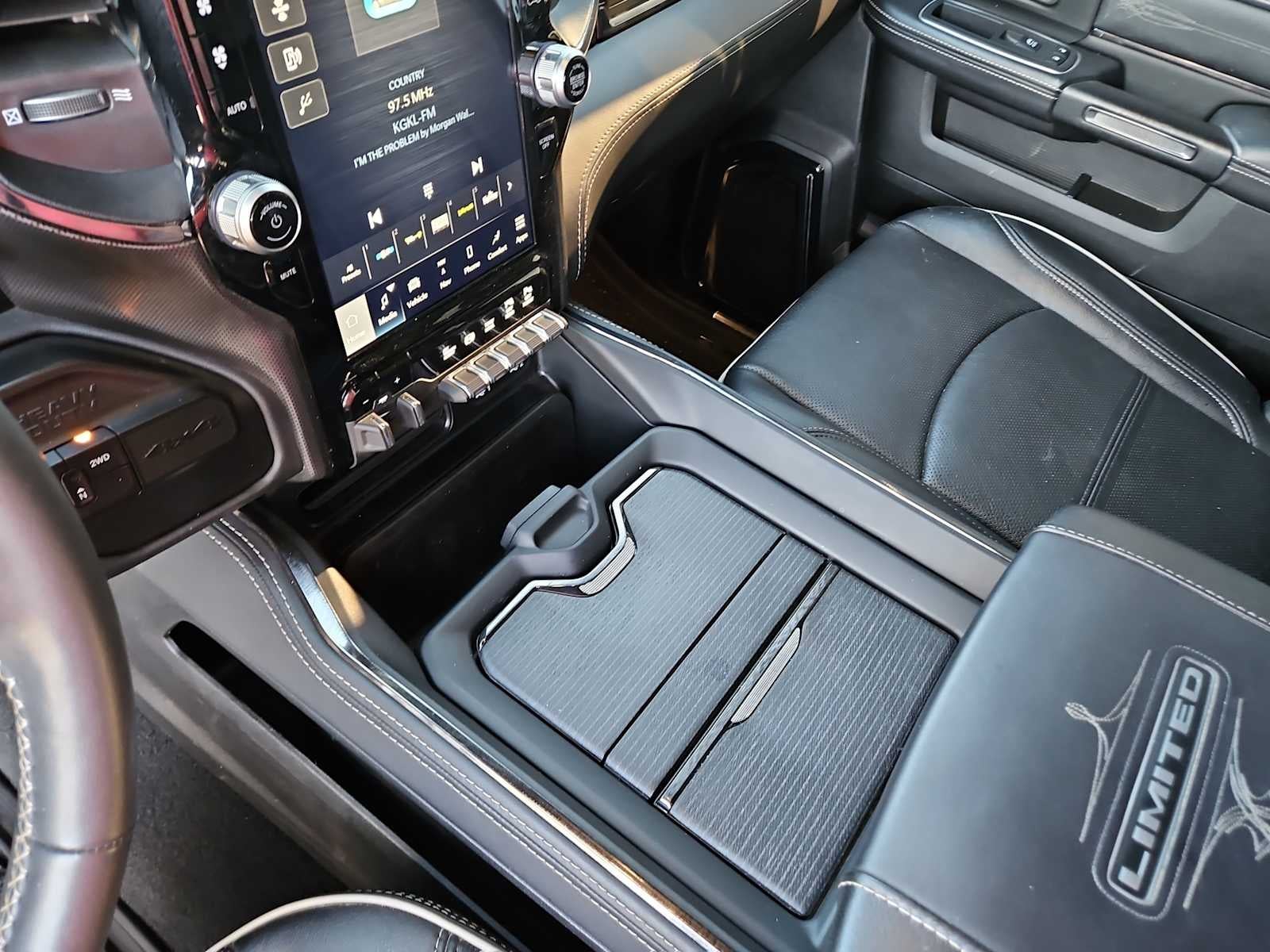 2024 RAM 3500 Limited Crew Cab 4x4 8' Box