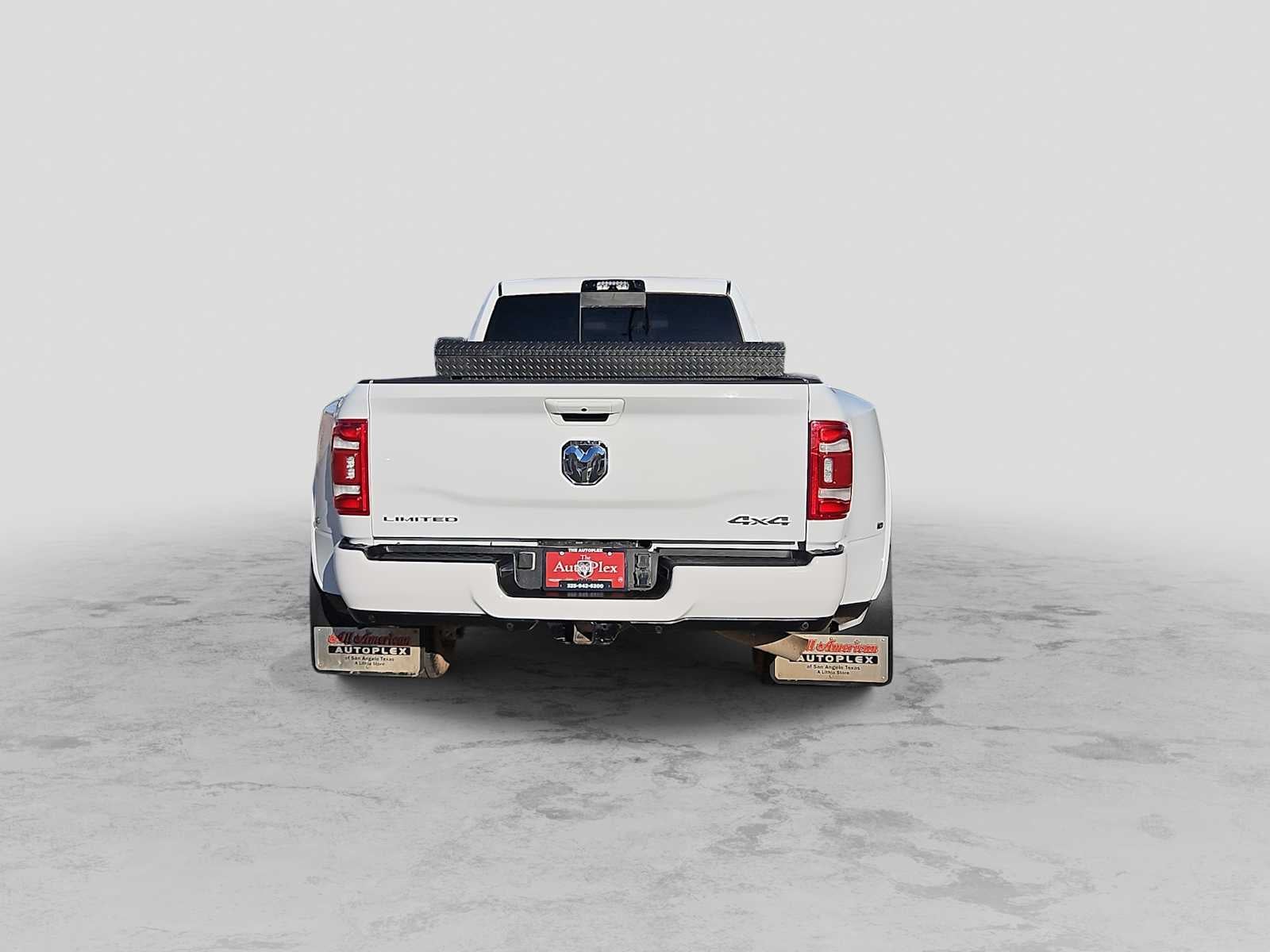 2024 RAM 3500 Limited Crew Cab 4x4 8' Box