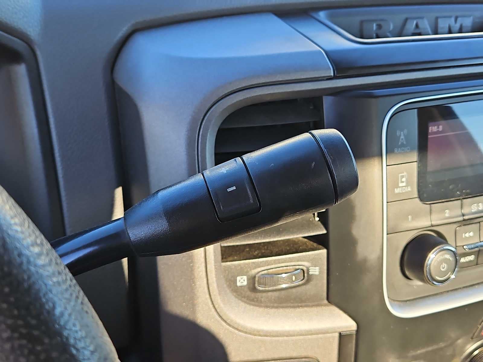 2018 RAM 2500 Tradesman Regular Cab 4x2 8' Box