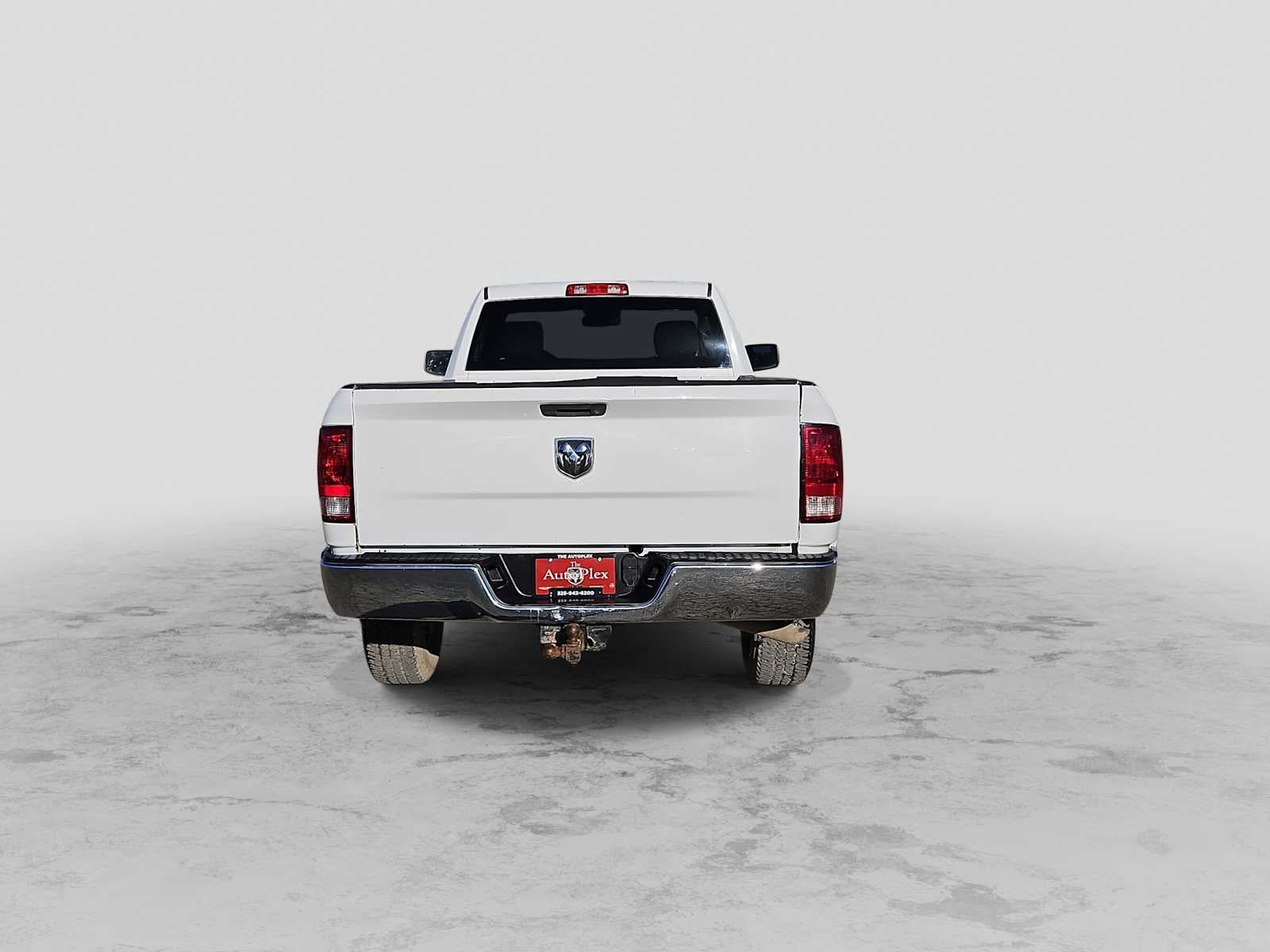 2018 RAM 2500 Tradesman Regular Cab 4x2 8' Box