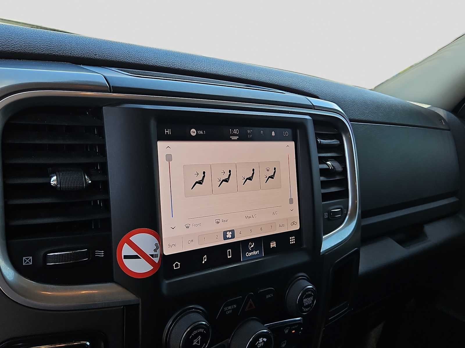 2023 RAM 1500 Classic SLT Crew Cab 4x4 5'7' Box