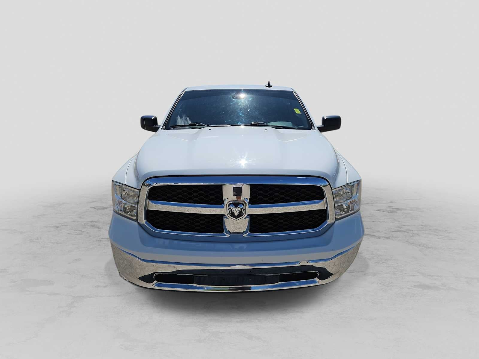 2023 RAM 1500 Classic SLT Crew Cab 4x4 5'7' Box