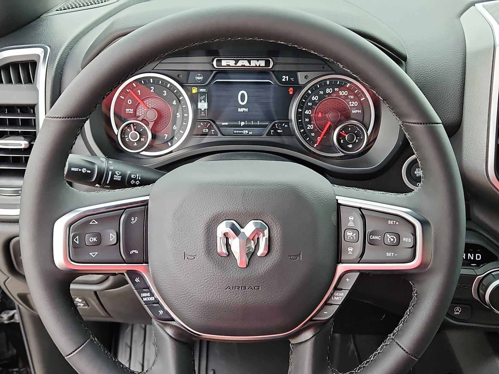 2026 RAM Ram 1500 RAM 1500 LONE STAR CREW CAB 4X2 5'7' BOX