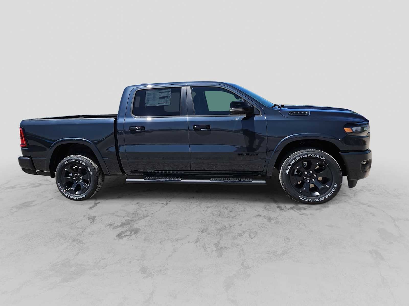2026 RAM Ram 1500 RAM 1500 LONE STAR CREW CAB 4X2 5'7' BOX