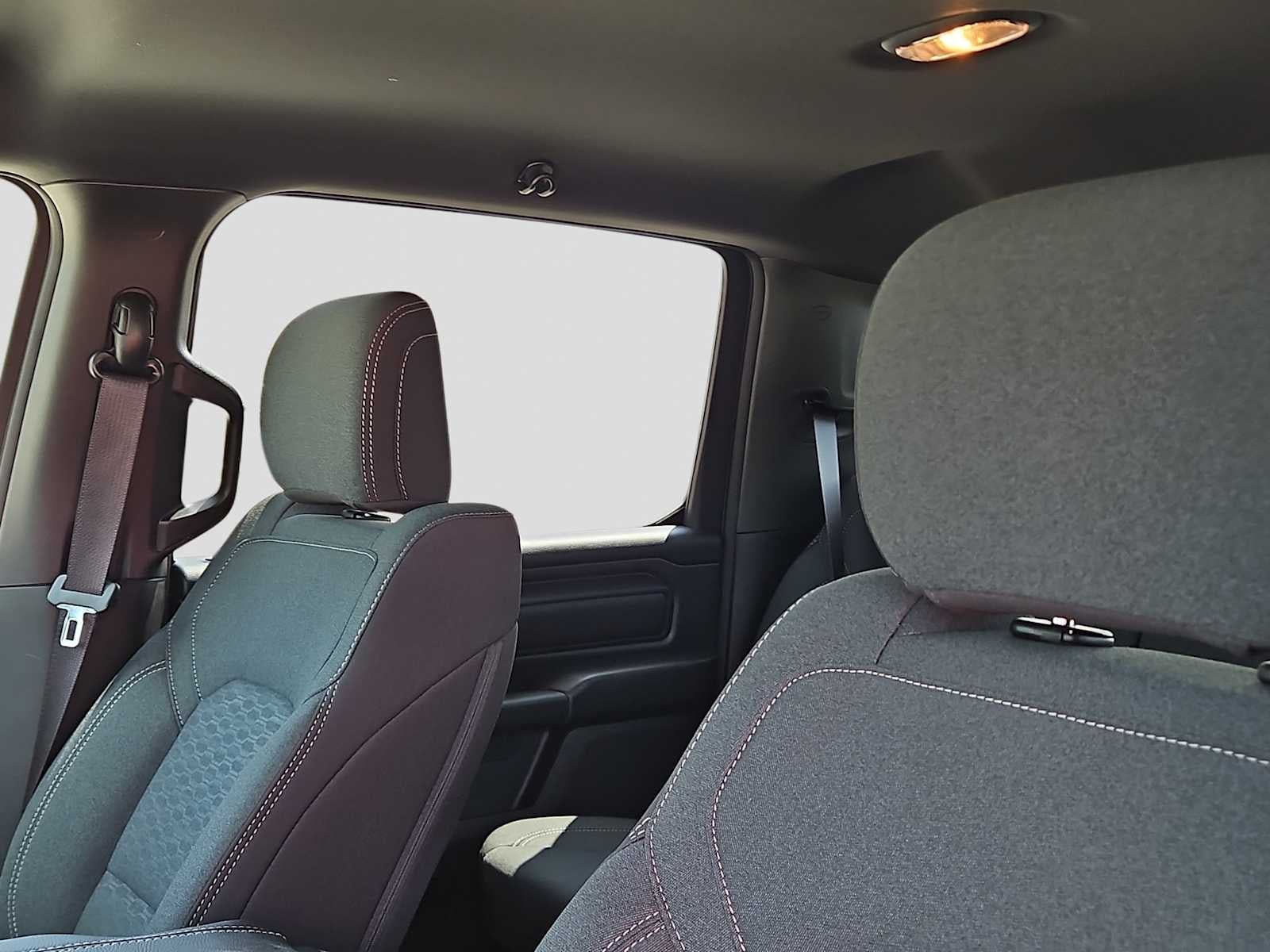 2026 RAM 1500 RAM 1500 EXPRESS CREW CAB 4X2 5'7' BOX