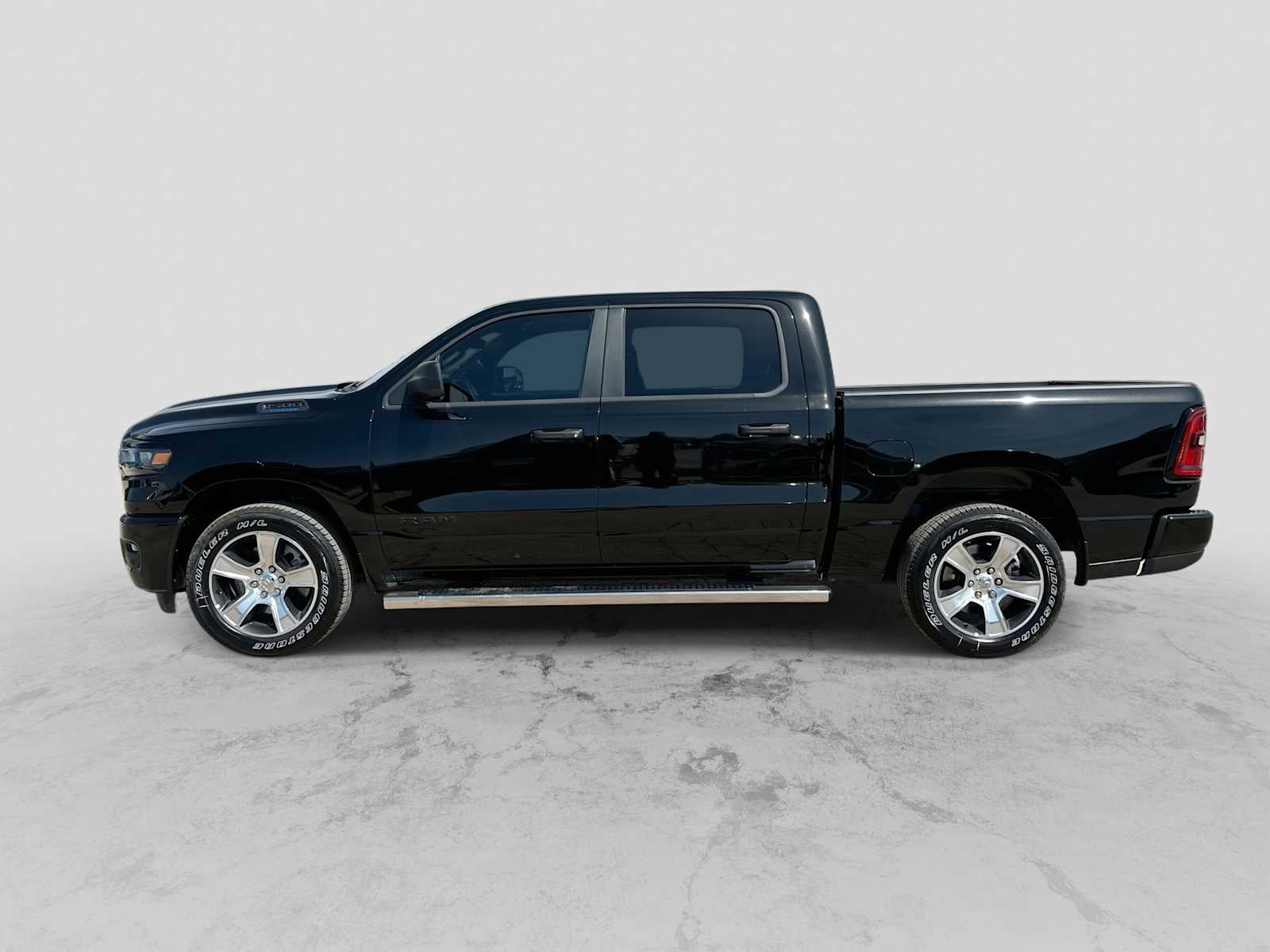 2026 RAM 1500 RAM 1500 EXPRESS CREW CAB 4X2 5'7' BOX