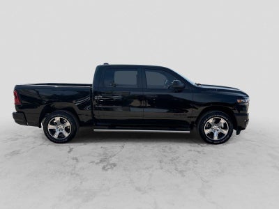 2026 RAM 1500 RAM 1500 EXPRESS CREW CAB 4X2 5'7' BOX