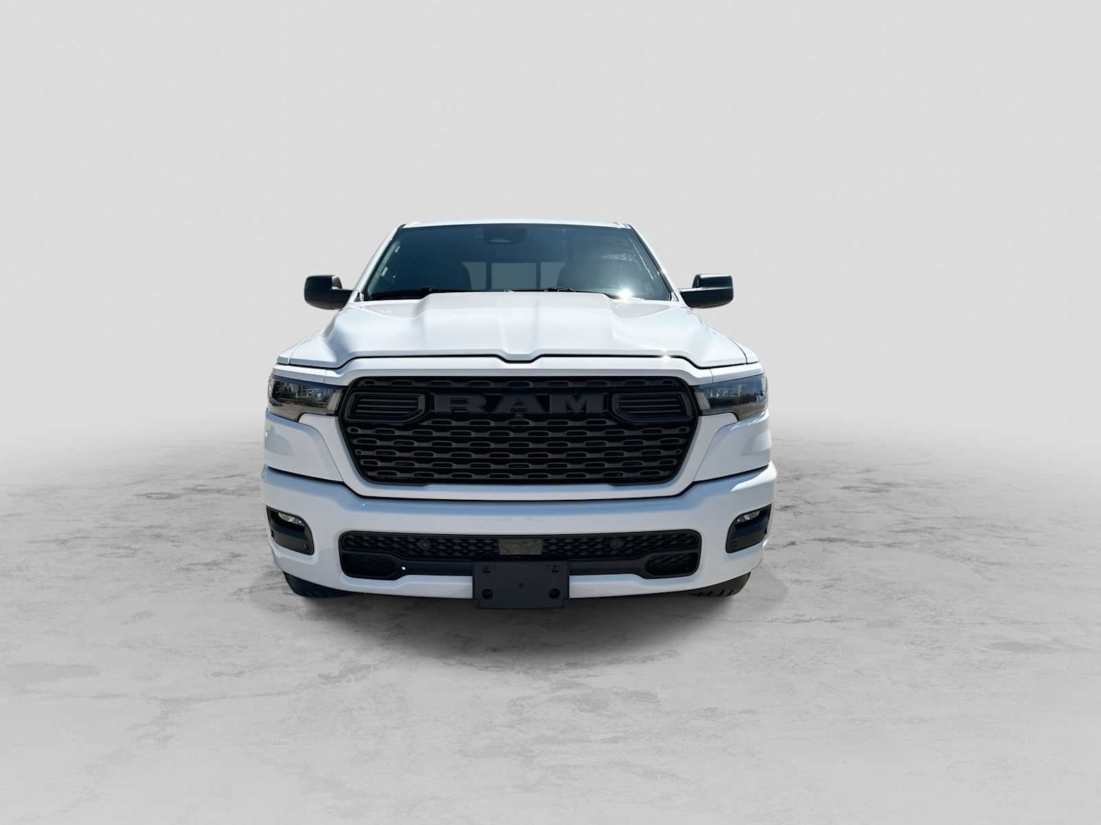 2026 RAM 1500 RAM 1500 EXPRESS CREW CAB 4X2 5'7' BOX