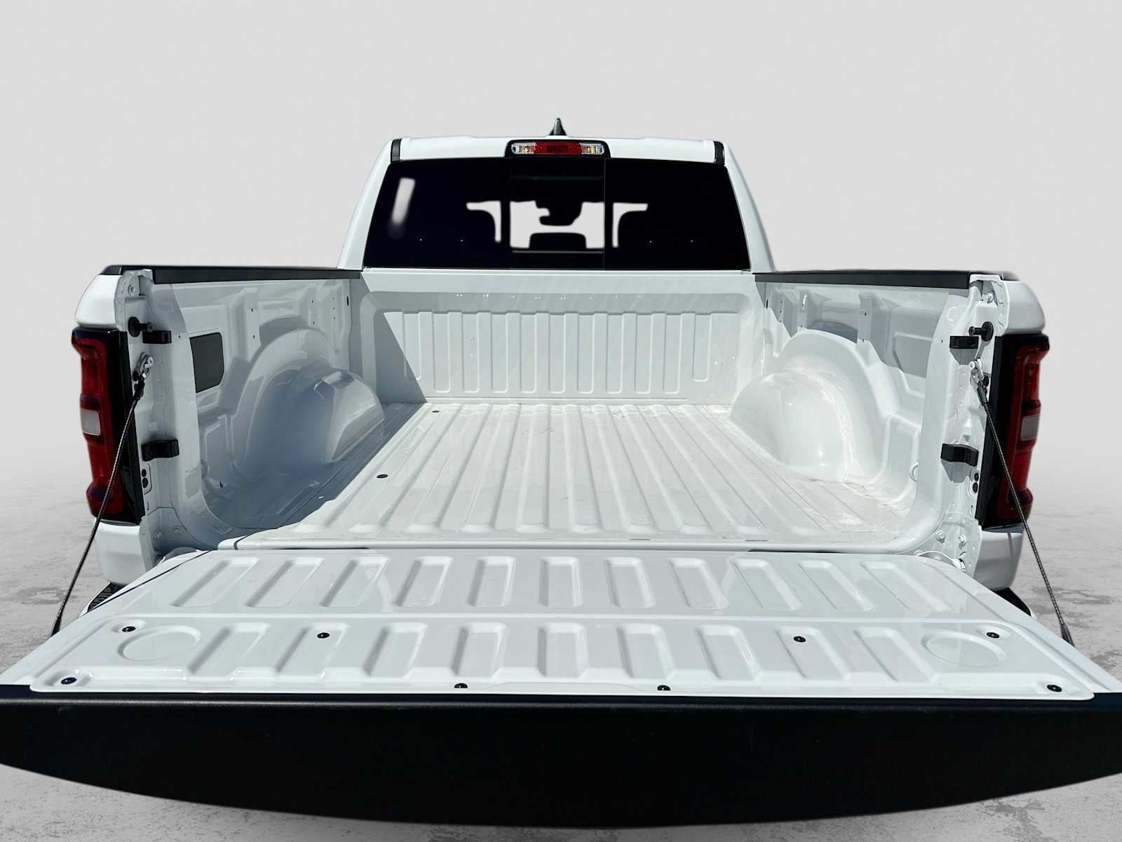 2026 RAM 1500 RAM 1500 EXPRESS CREW CAB 4X2 5'7' BOX