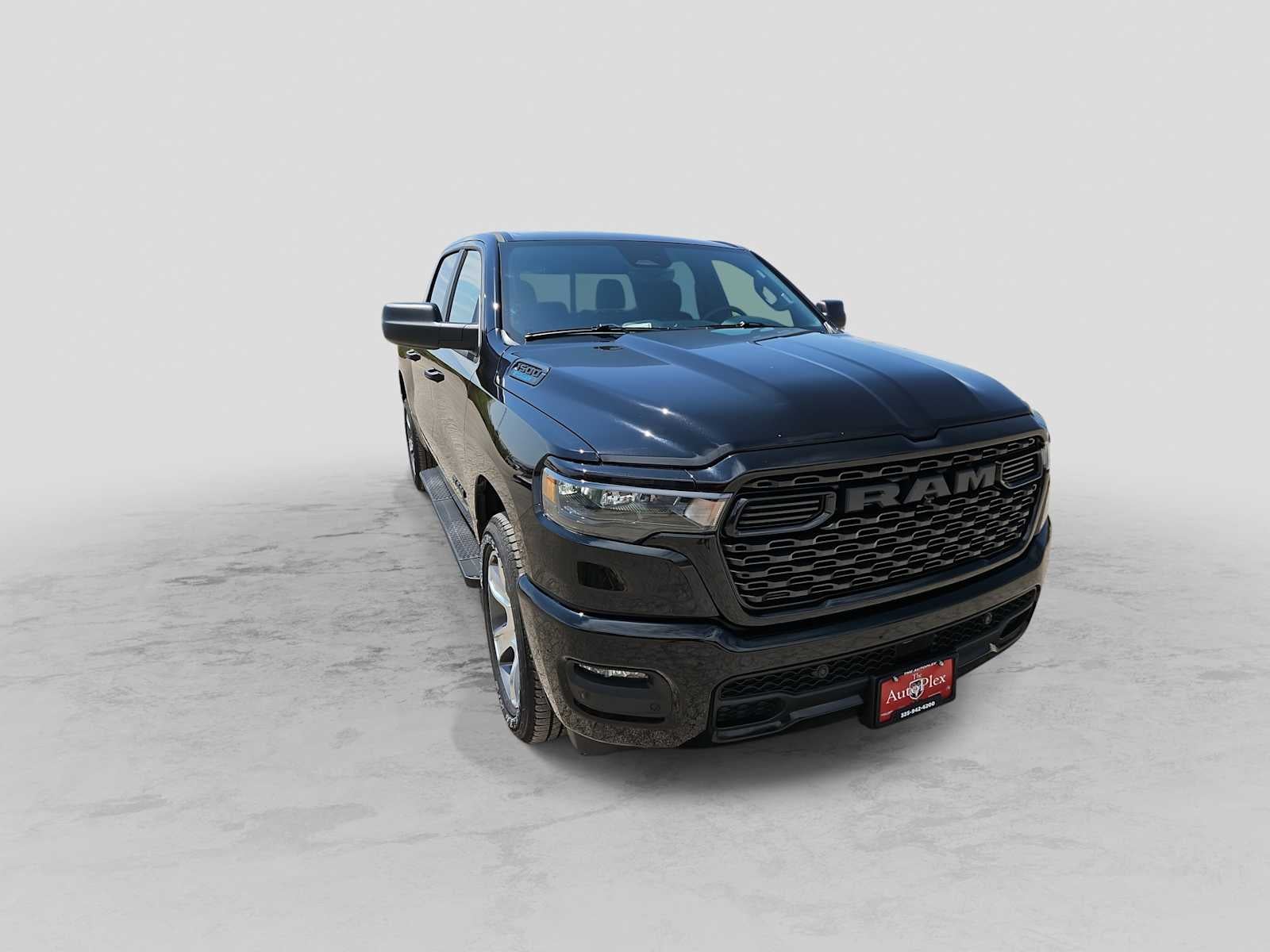 2026 RAM 1500 RAM 1500 EXPRESS CREW CAB 4X2 5'7' BOX