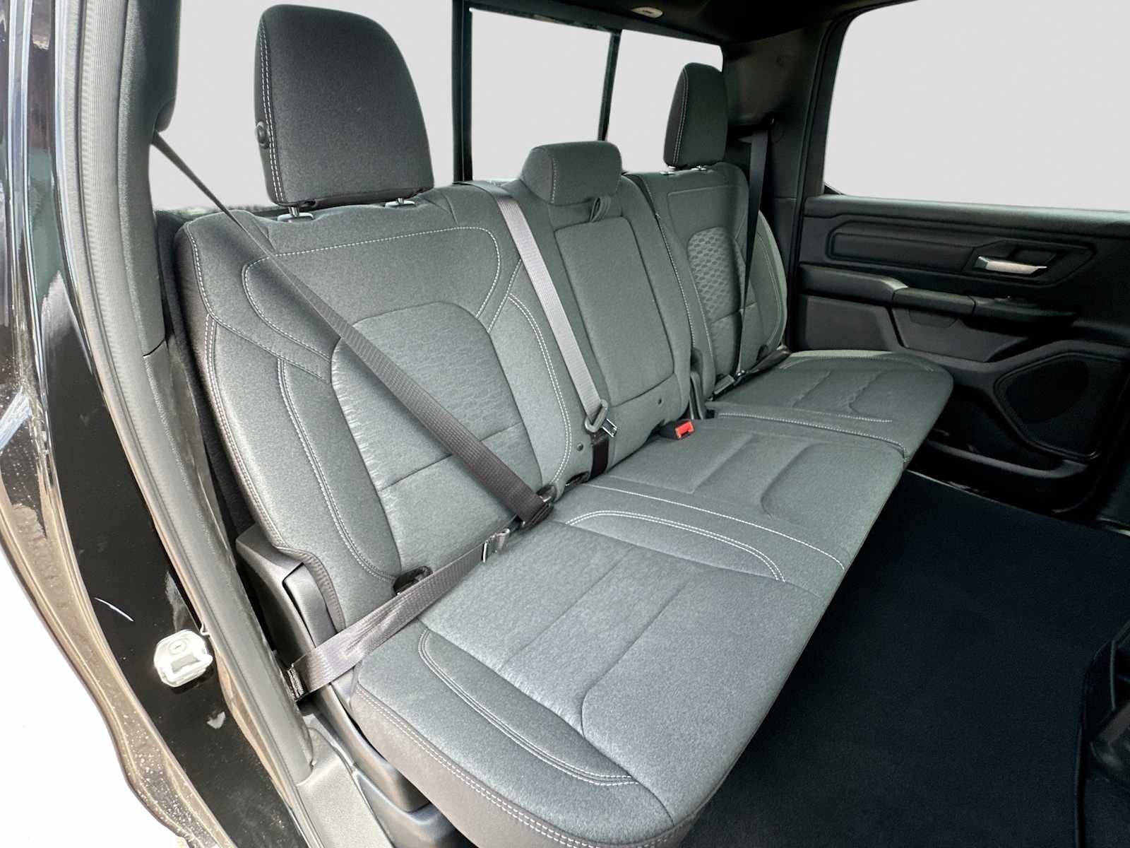 2026 RAM 1500 RAM 1500 EXPRESS CREW CAB 4X2 5'7' BOX