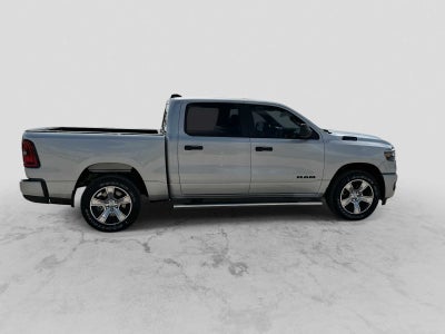 2026 RAM 1500 RAM 1500 EXPRESS CREW CAB 4X2 5'7' BOX