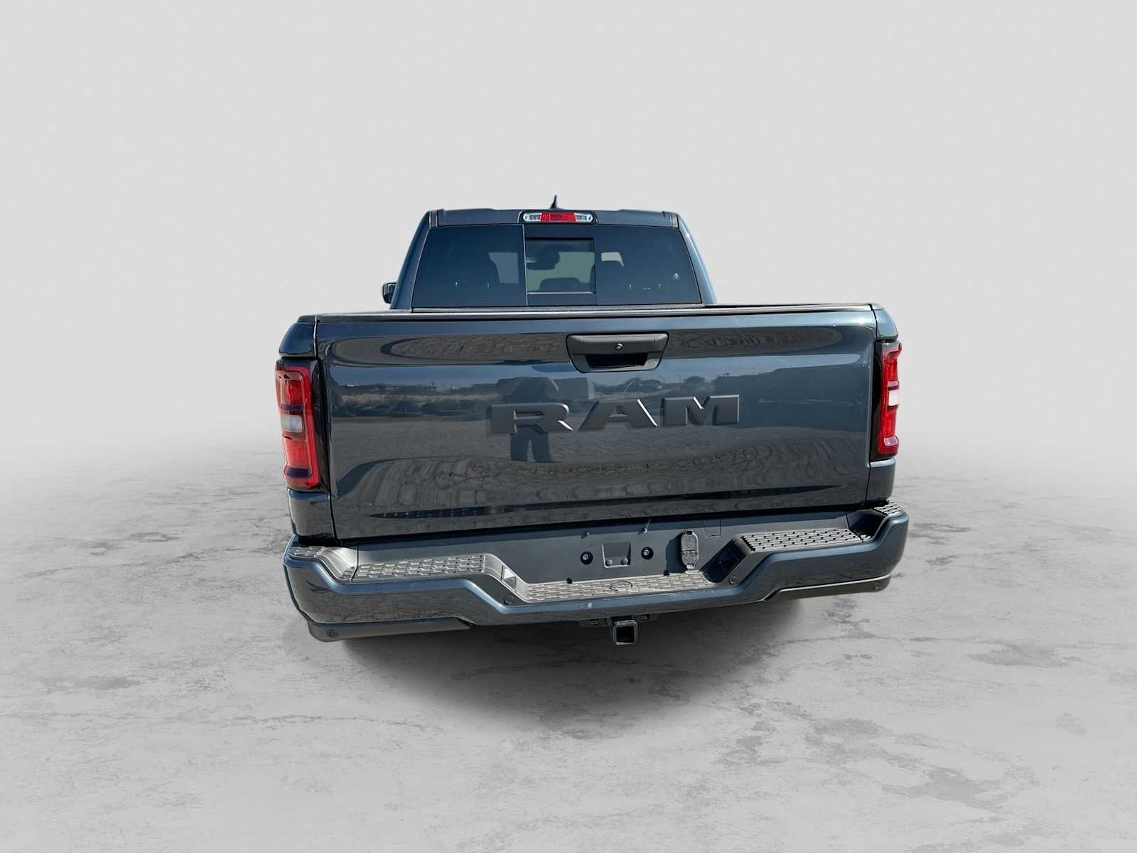 2026 RAM 1500 RAM 1500 EXPRESS CREW CAB 4X2 5'7' BOX