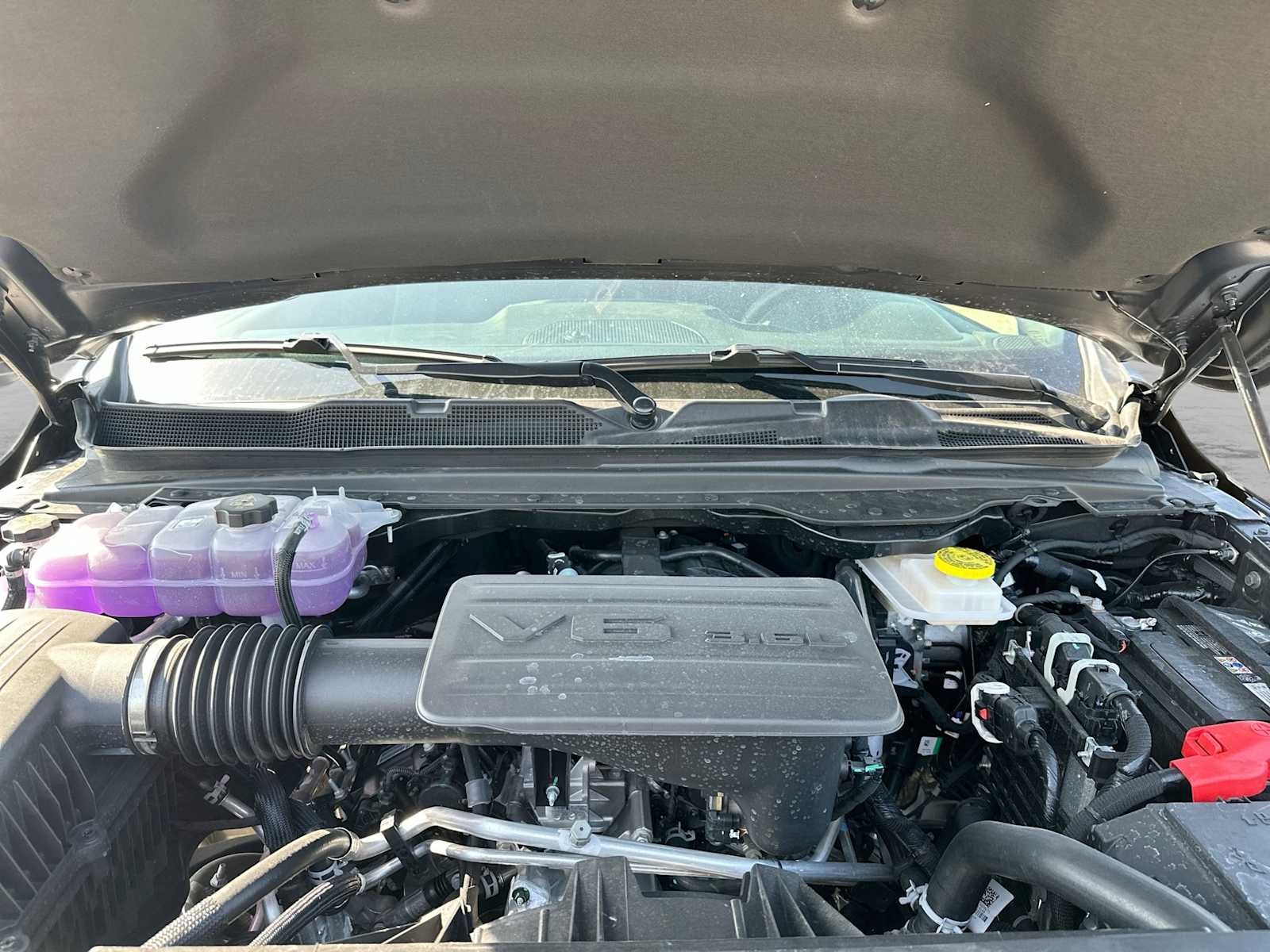 2026 RAM 1500 RAM 1500 EXPRESS CREW CAB 4X2 5'7' BOX