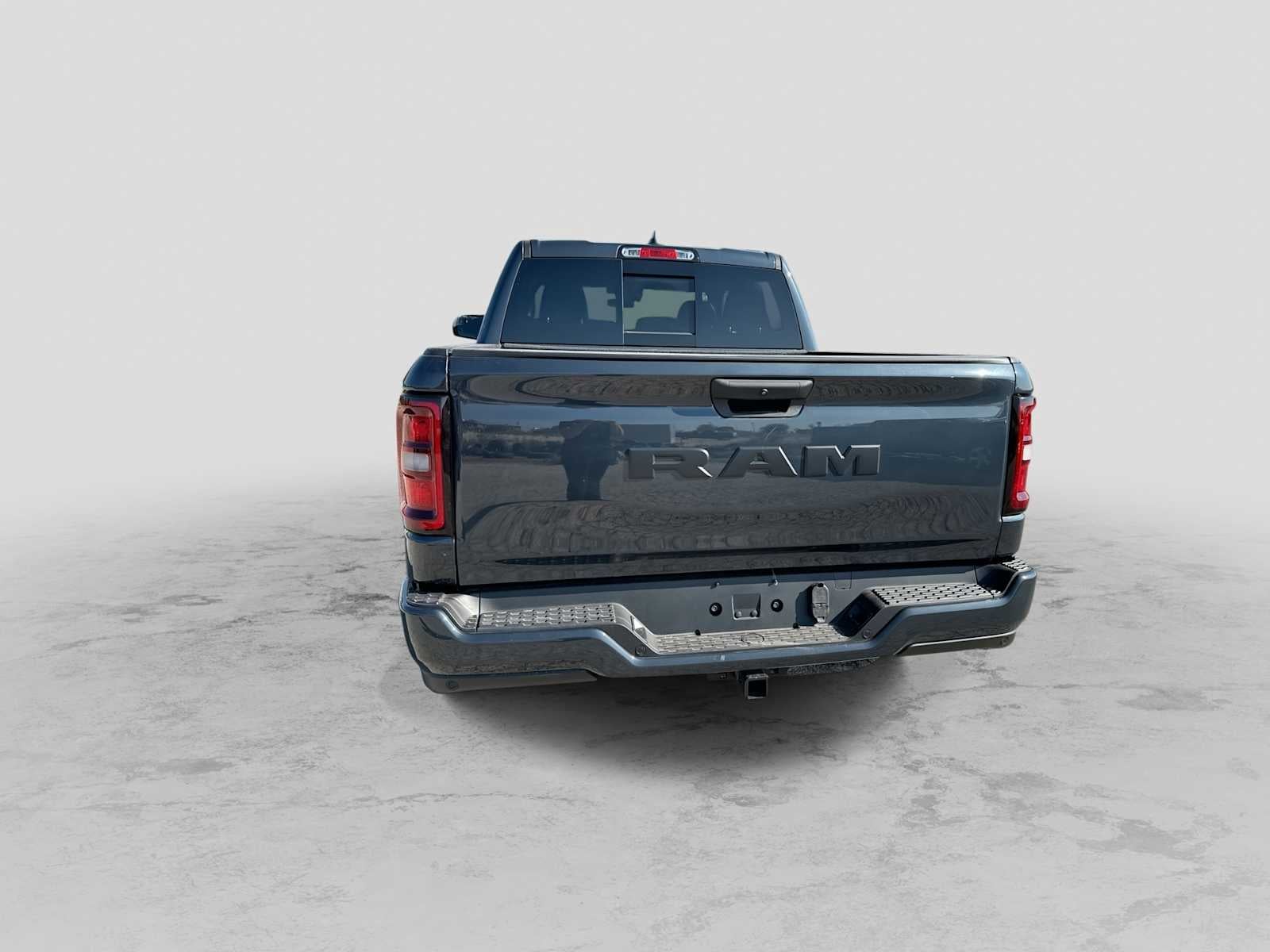 2026 RAM 1500 RAM 1500 EXPRESS CREW CAB 4X2 5'7' BOX