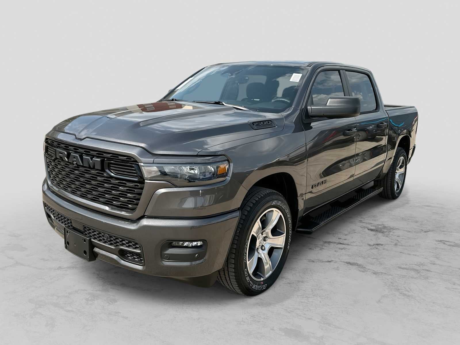 2026 RAM 1500 RAM 1500 EXPRESS CREW CAB 4X2 5'7' BOX