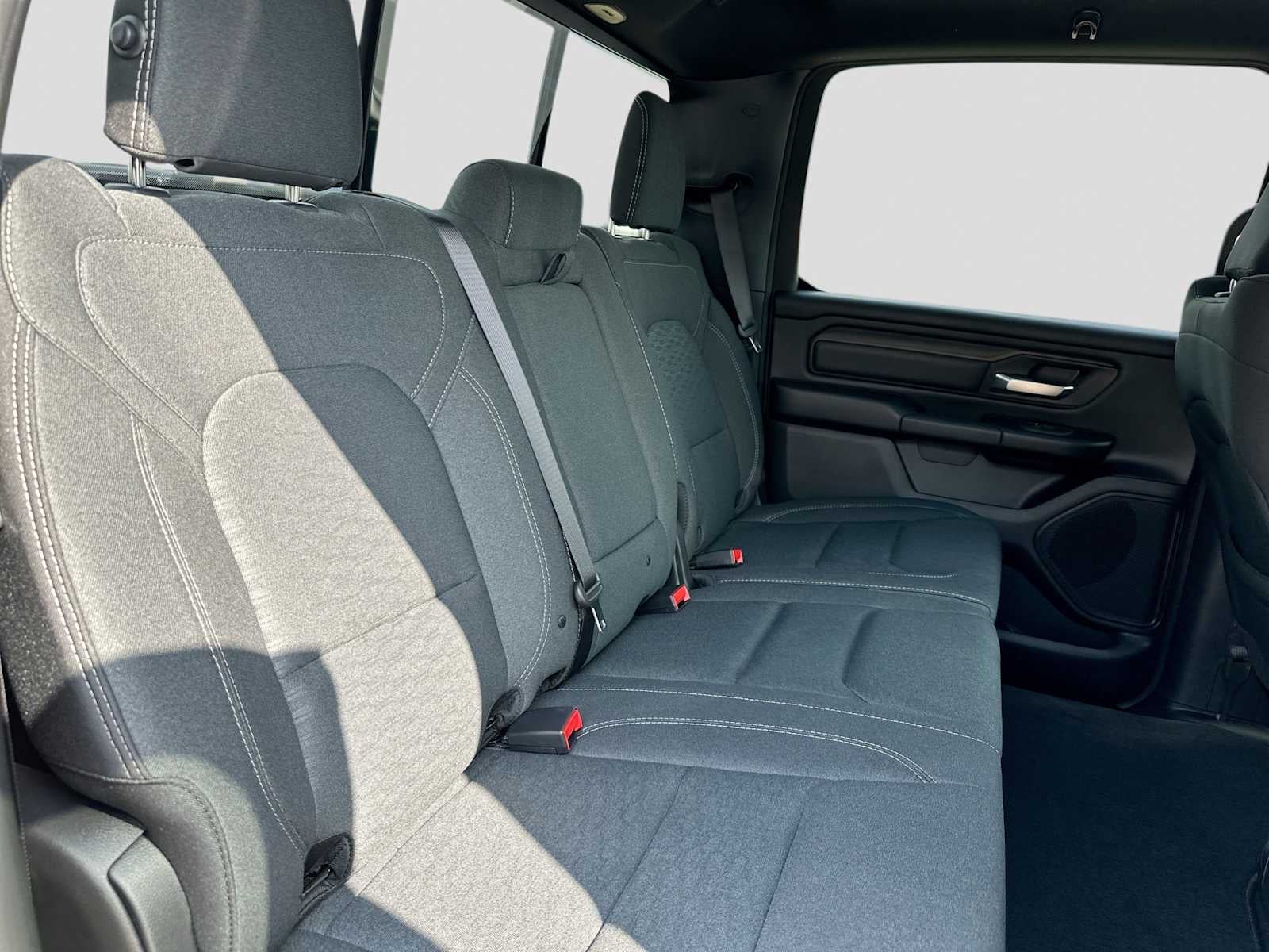 2026 RAM 1500 RAM 1500 EXPRESS CREW CAB 4X2 5'7' BOX
