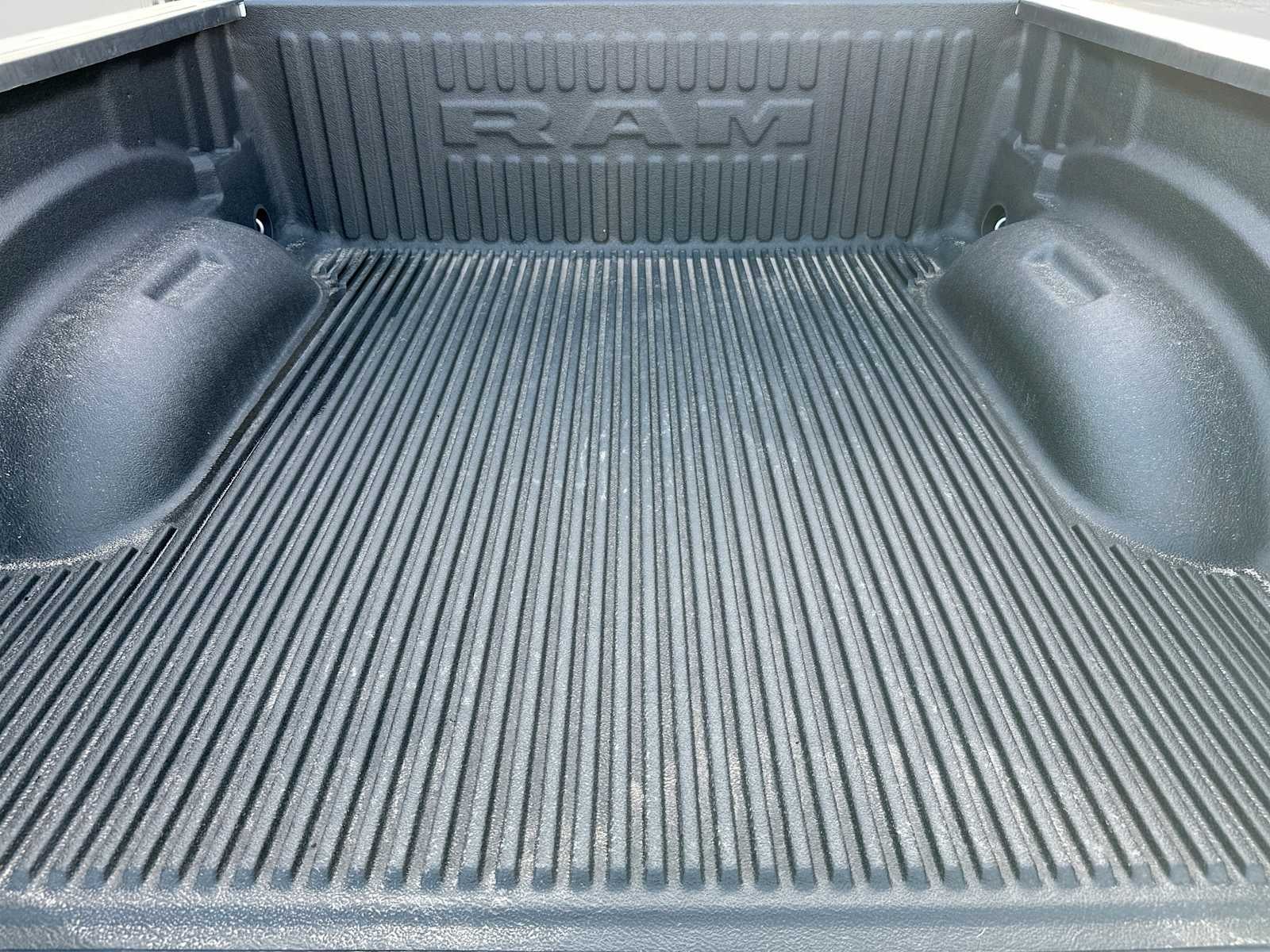2026 RAM 1500 RAM 1500 EXPRESS CREW CAB 4X2 5'7' BOX