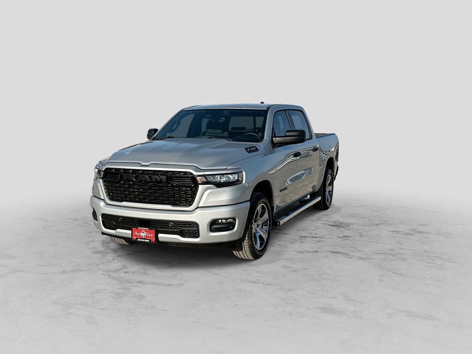 2026 RAM 1500 RAM 1500 EXPRESS CREW CAB 4X2 5'7' BOX