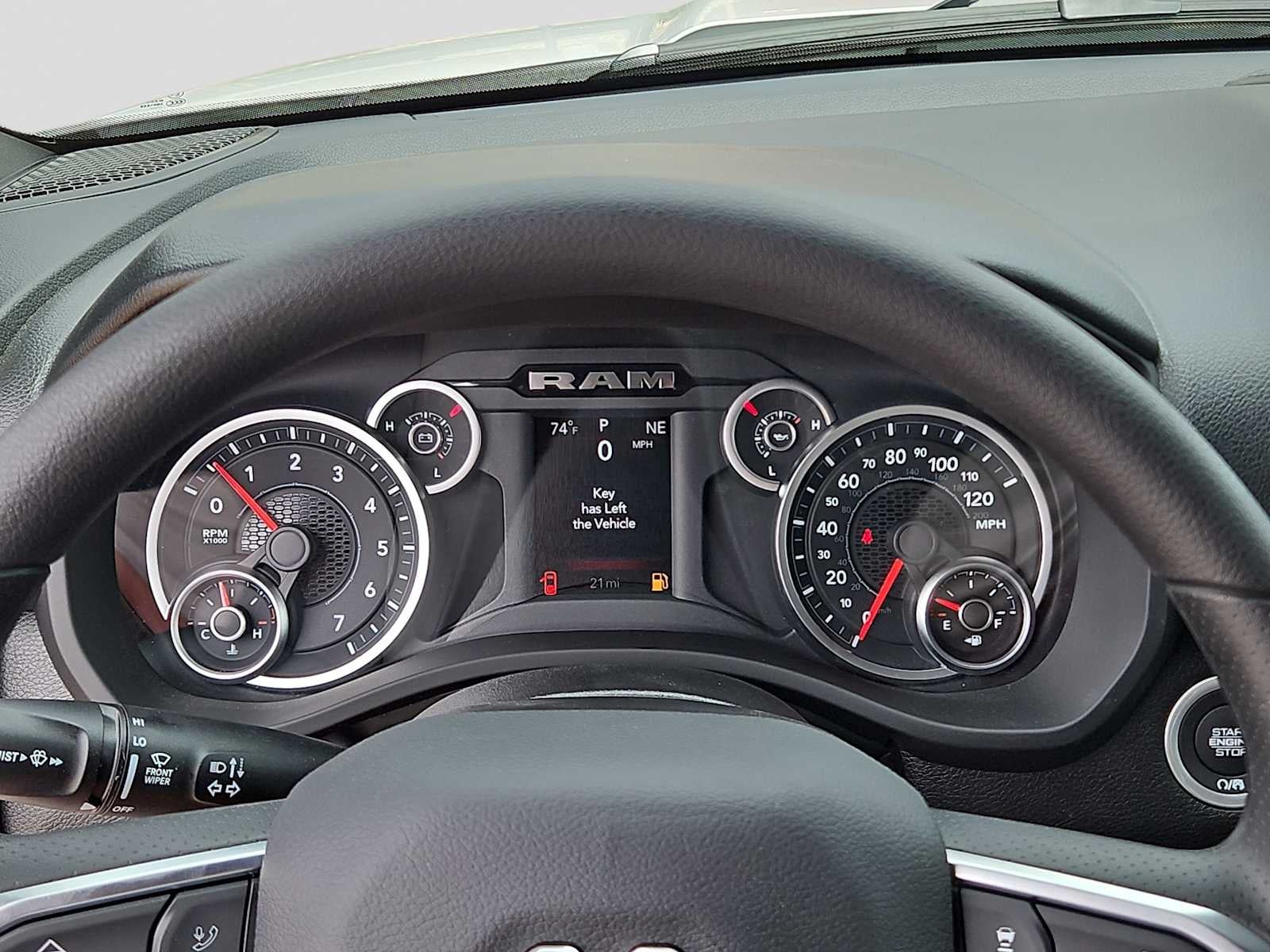 2026 RAM 1500 RAM 1500 EXPRESS CREW CAB 4X2 5'7' BOX