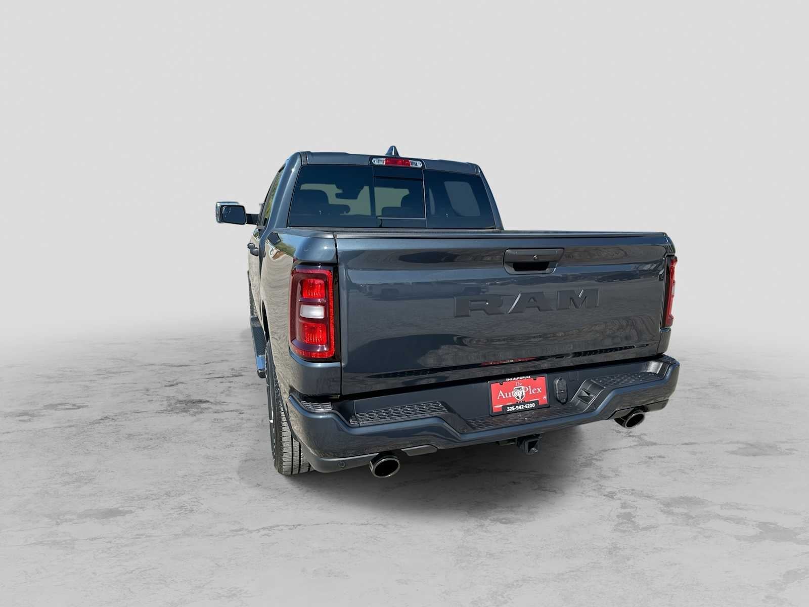 2026 RAM 1500 RAM 1500 EXPRESS CREW CAB 4X2 5'7' BOX