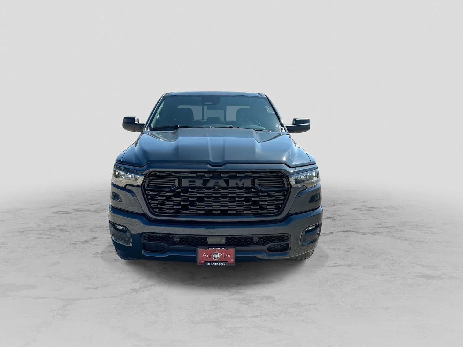 2026 RAM 1500 RAM 1500 EXPRESS CREW CAB 4X2 5'7' BOX