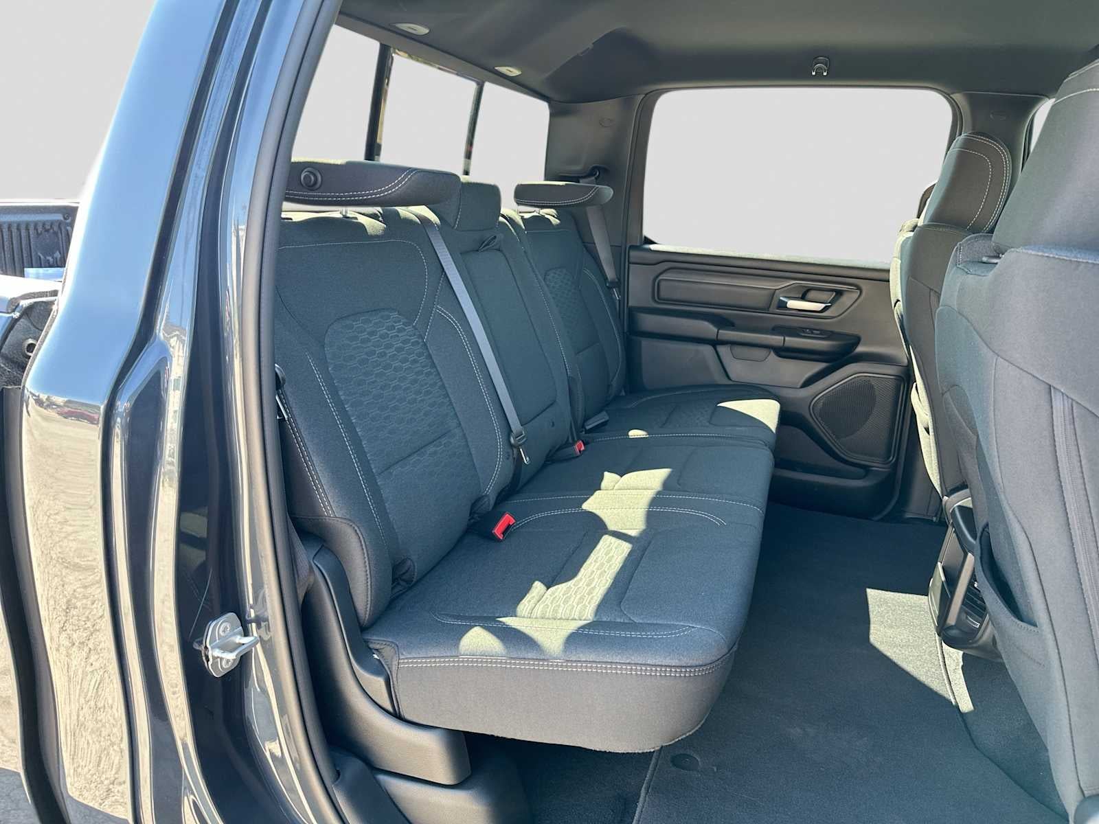 2026 RAM 1500 RAM 1500 EXPRESS CREW CAB 4X2 5'7' BOX