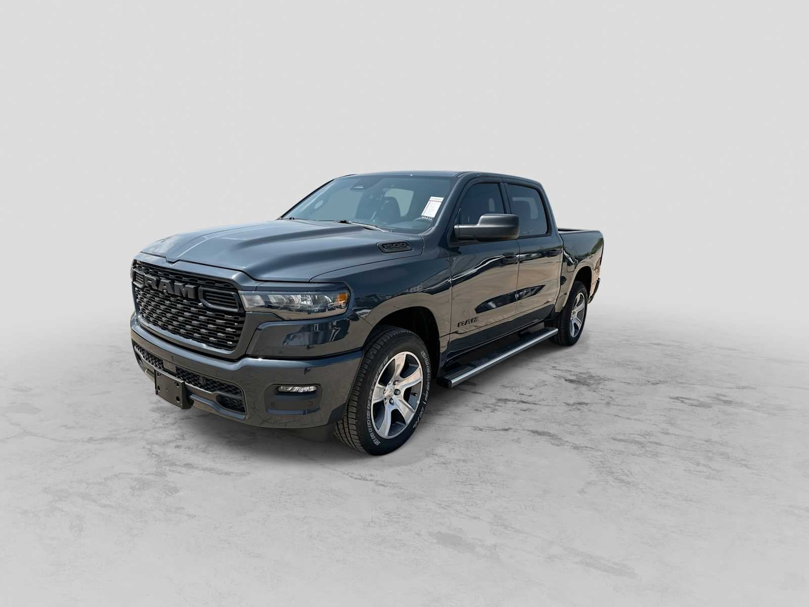 2026 RAM 1500 RAM 1500 EXPRESS CREW CAB 4X2 5'7' BOX