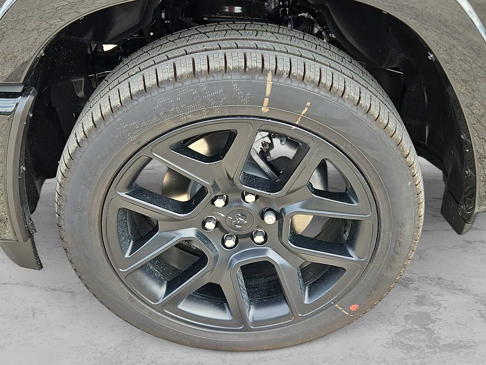 2026 RAM Ram 1500 RAM 1500 LARAMIE CREW CAB 4X2 5'7' BOX