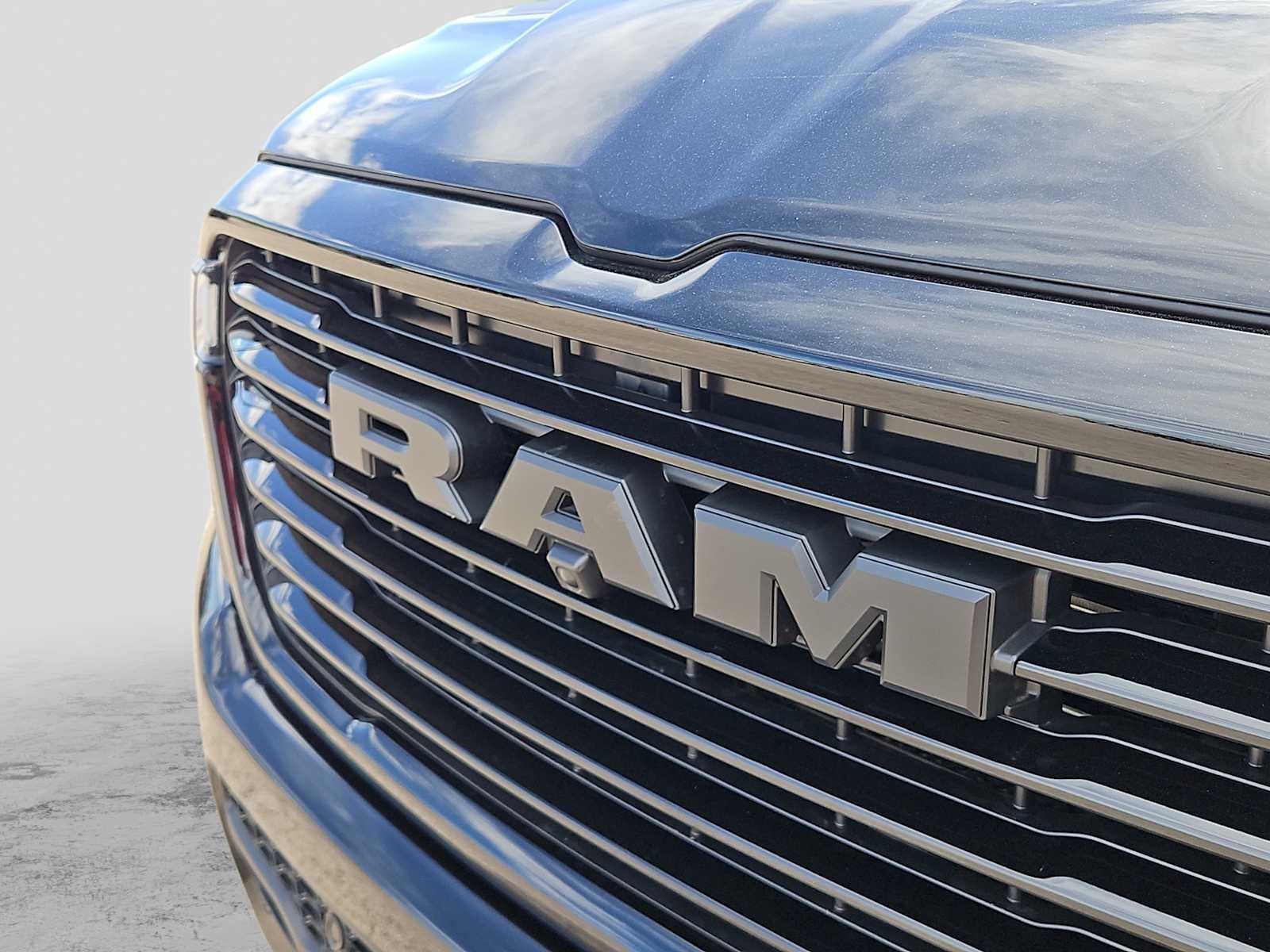 2026 RAM Ram 1500 RAM 1500 LARAMIE CREW CAB 4X2 5'7' BOX