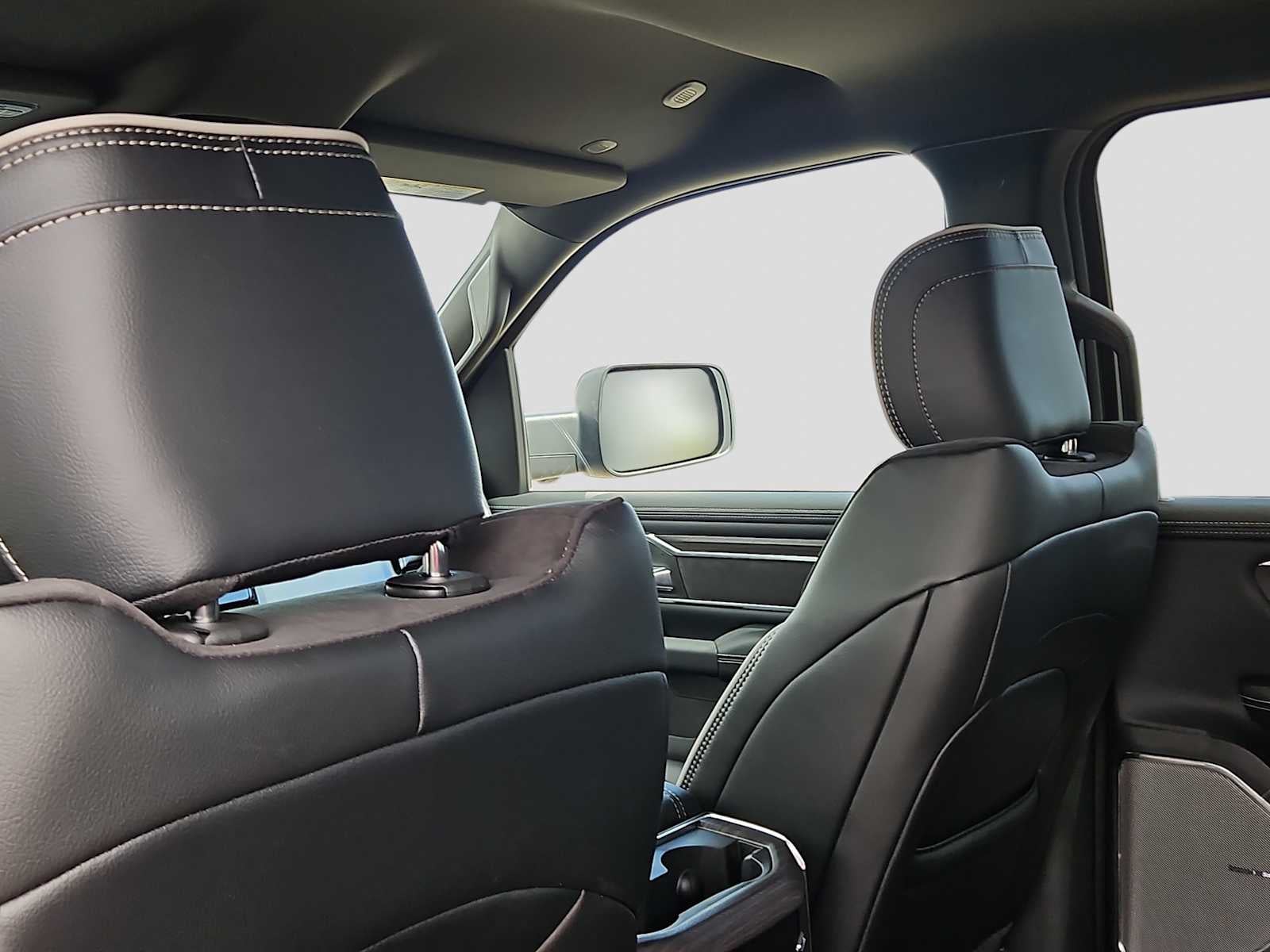 2026 RAM Ram 1500 RAM 1500 LARAMIE CREW CAB 4X2 5'7' BOX