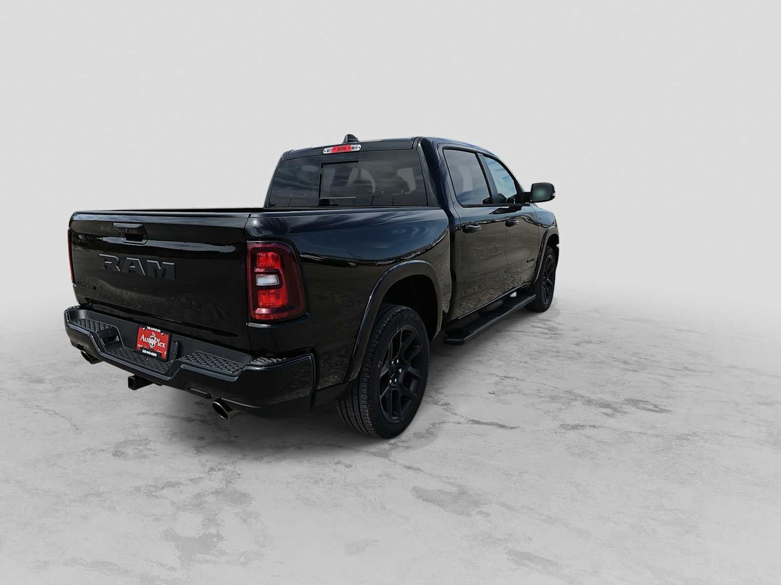 2026 RAM Ram 1500 RAM 1500 LARAMIE CREW CAB 4X2 5'7' BOX
