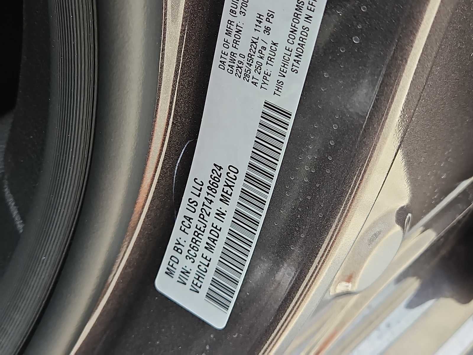 2026 RAM 1500 RAM 1500 LARAMIE CREW CAB 4X2 5'7' BOX