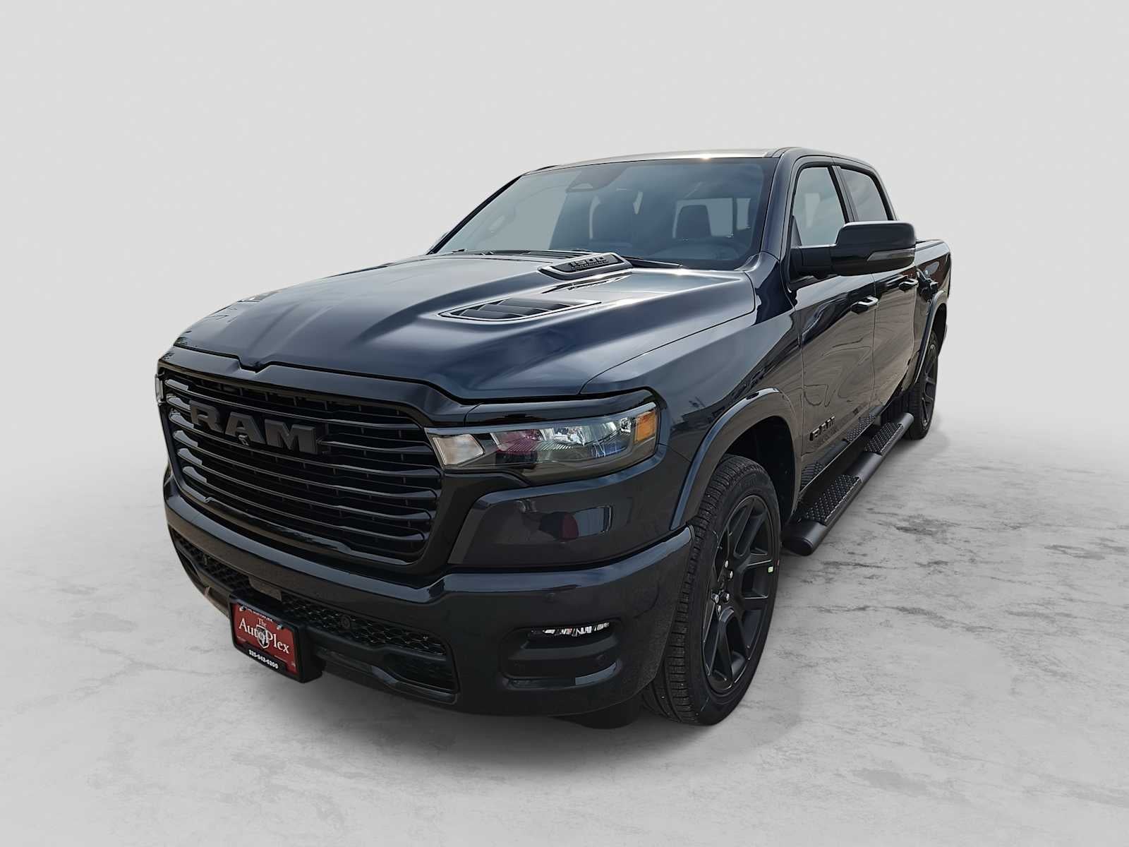 2026 RAM Ram 1500 RAM 1500 LARAMIE CREW CAB 4X2 5'7' BOX