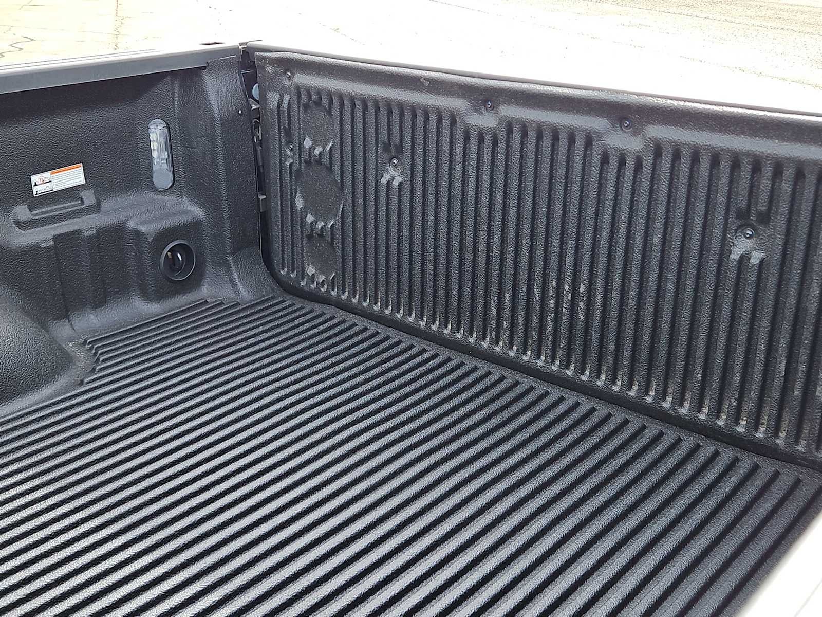 2026 RAM Ram 1500 RAM 1500 LARAMIE CREW CAB 4X2 5'7' BOX